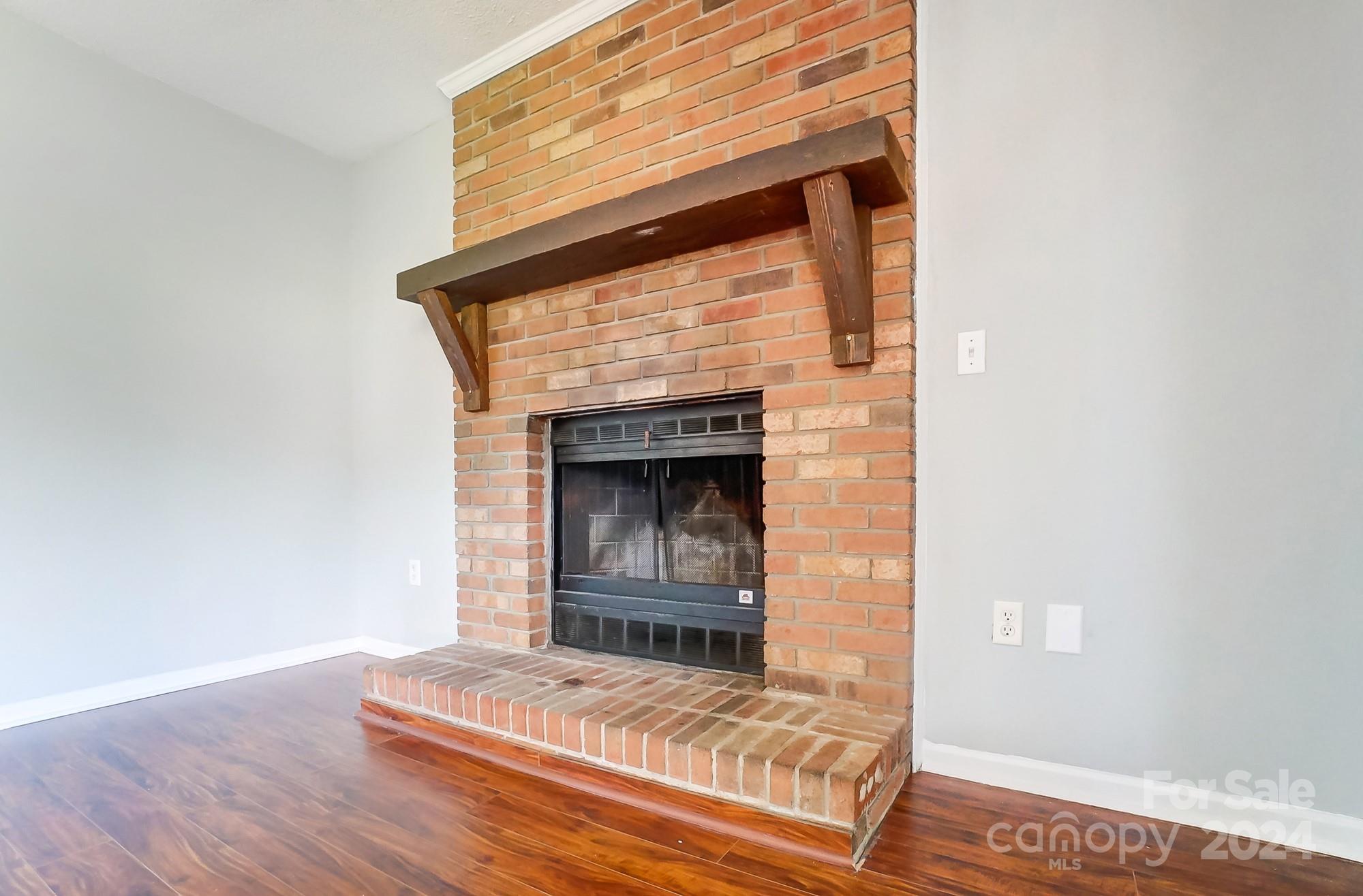 3374 Farm Lake Drive Property Photo 13
