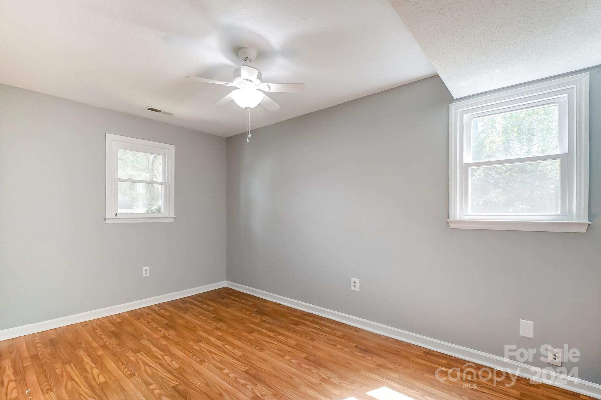3374 Farm Lake Drive Property Photo 16