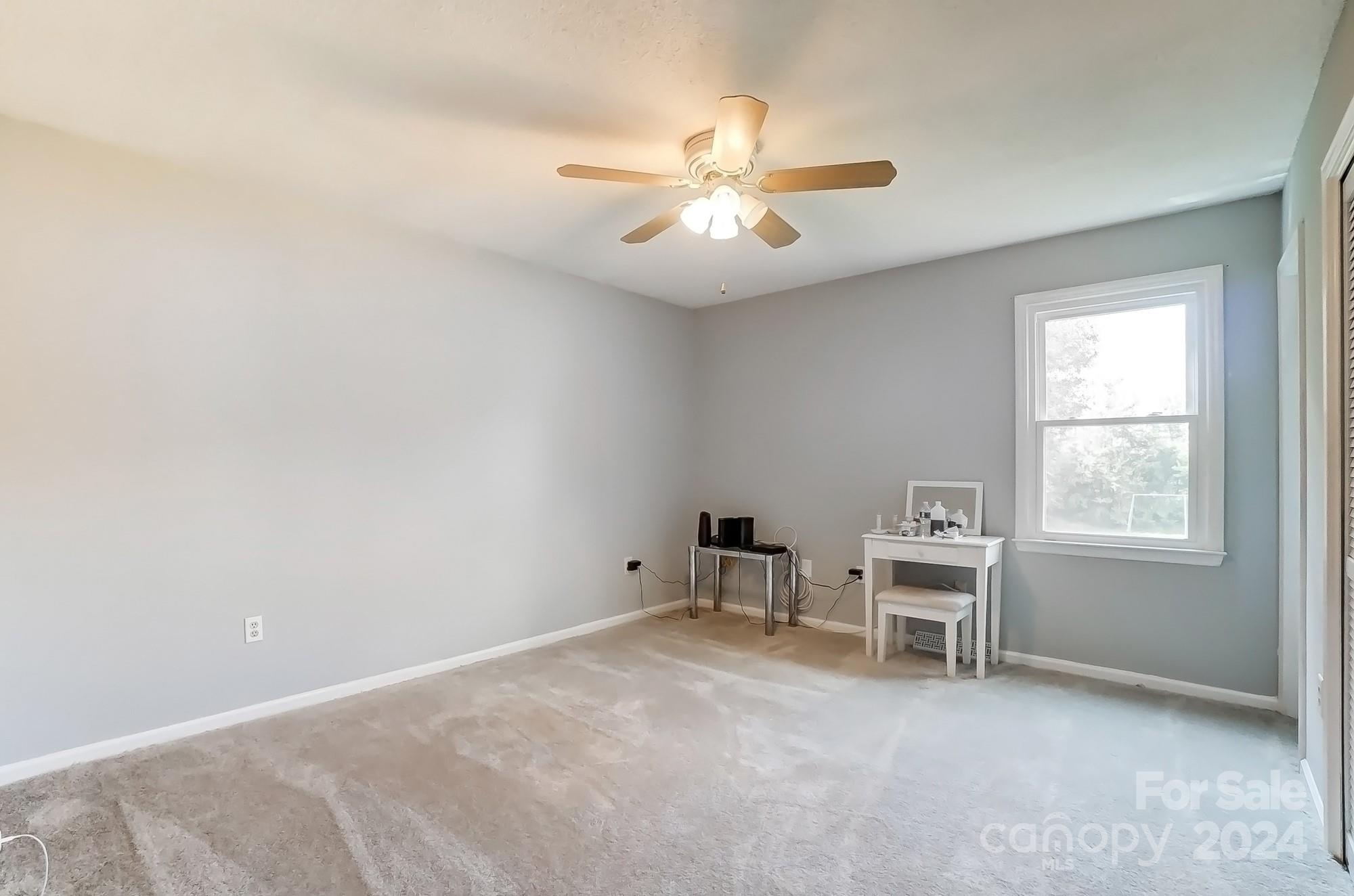 3374 Farm Lake Drive Property Photo 21