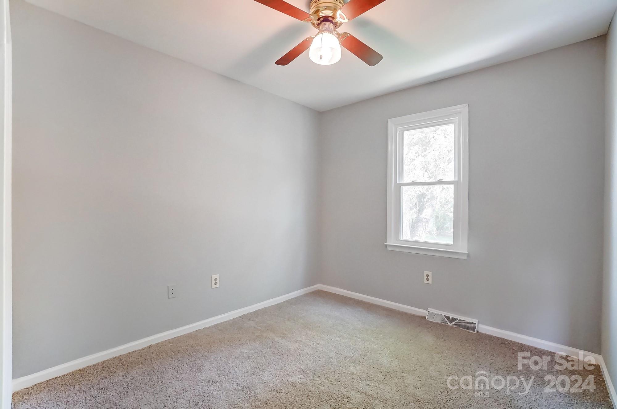 3374 Farm Lake Drive Property Photo 24
