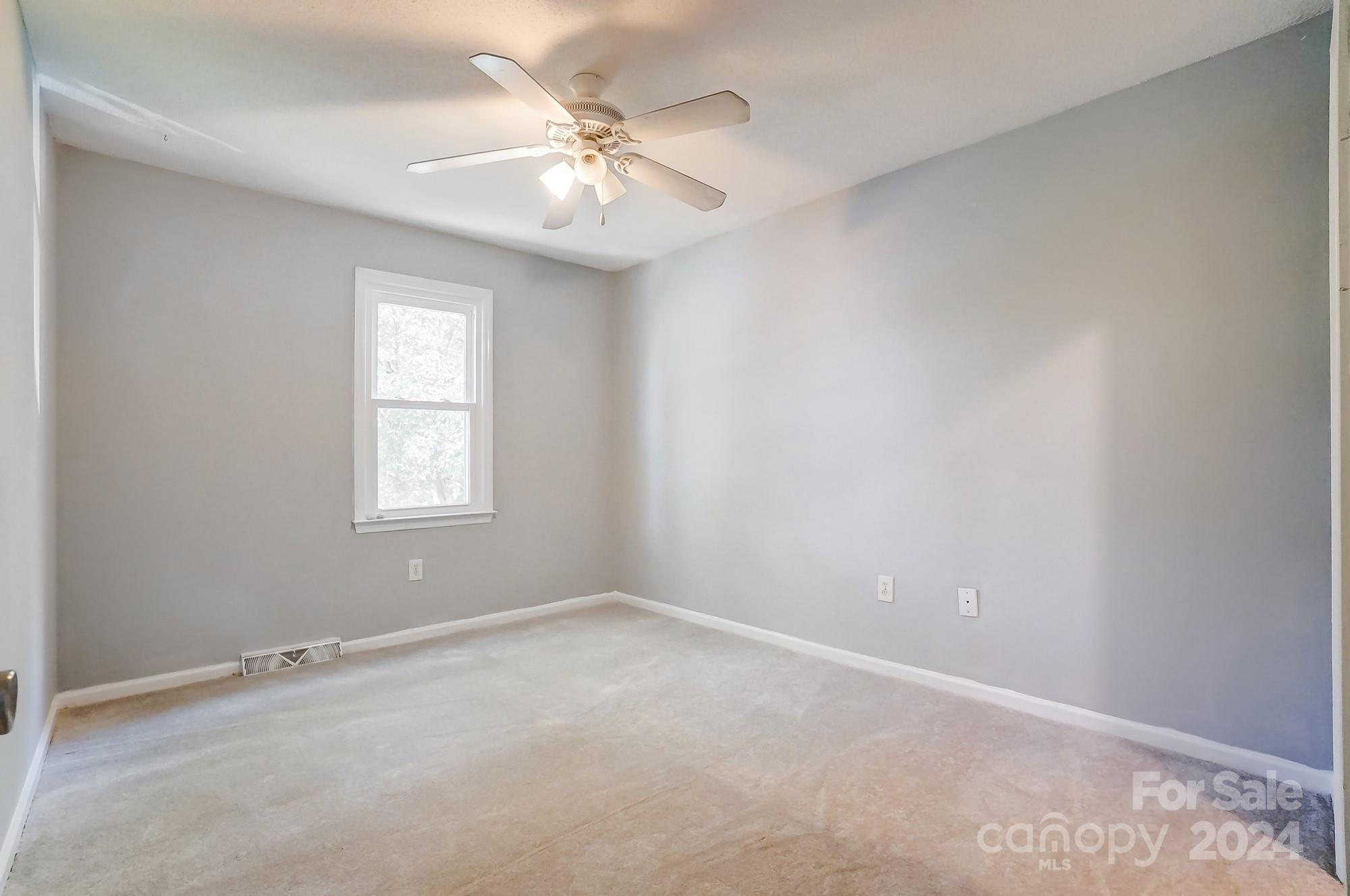 3374 Farm Lake Drive Property Photo 26