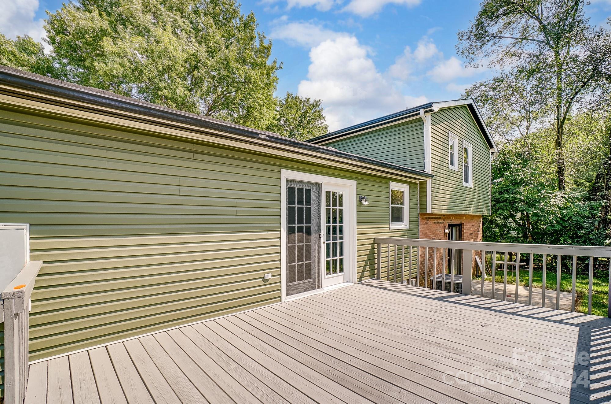3374 Farm Lake Drive Property Photo 31