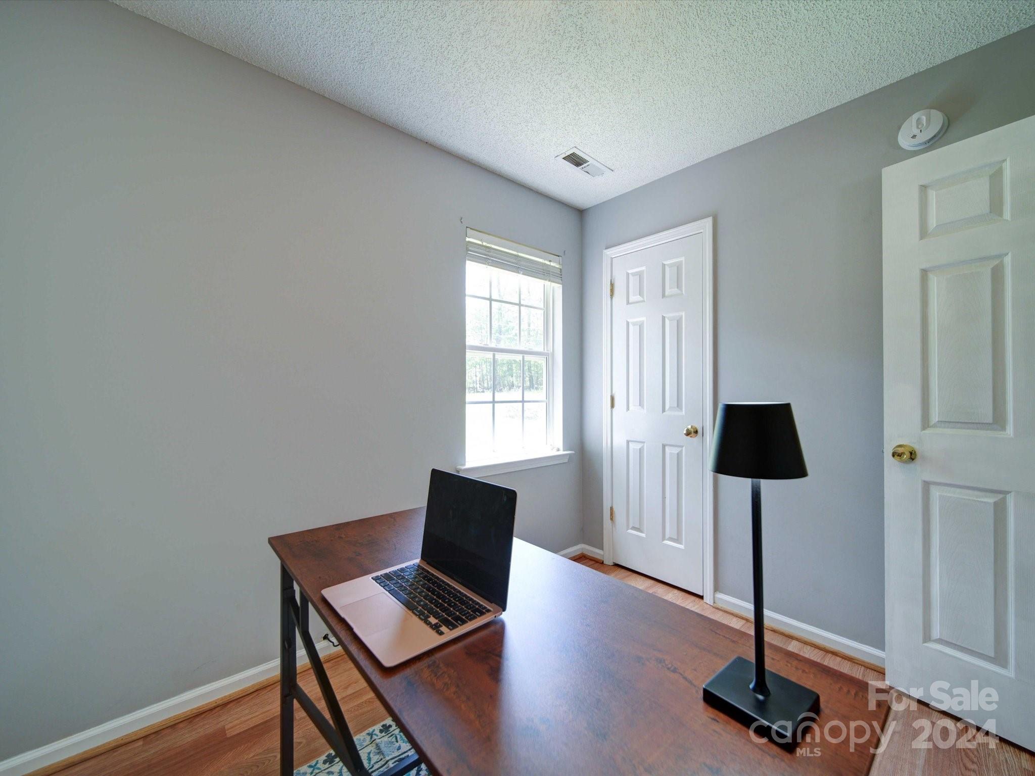 3019 Chinaberry Lane Property Photo 14