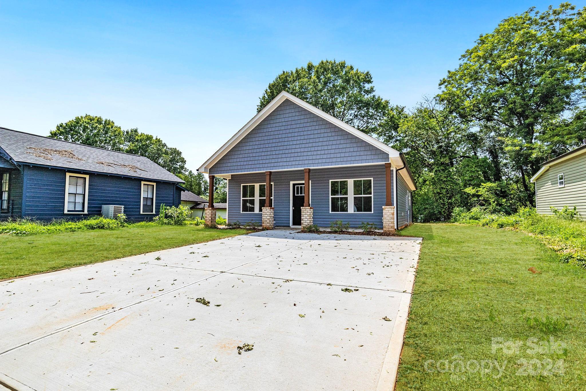 1332 Caldwell Street Property Photo 3