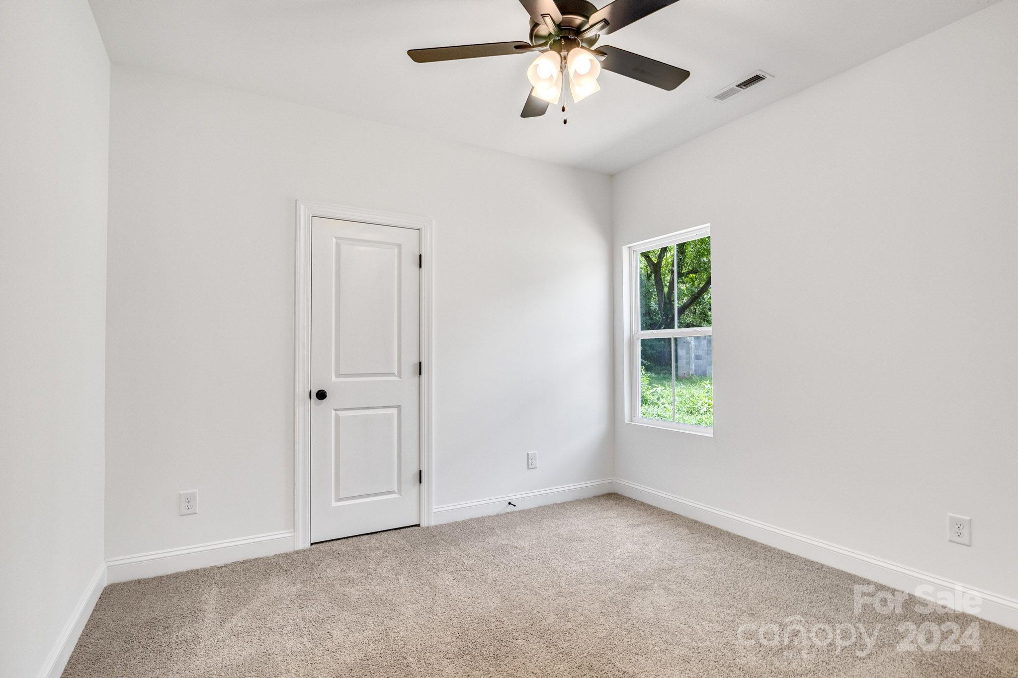 1332 Caldwell Street Property Photo 14