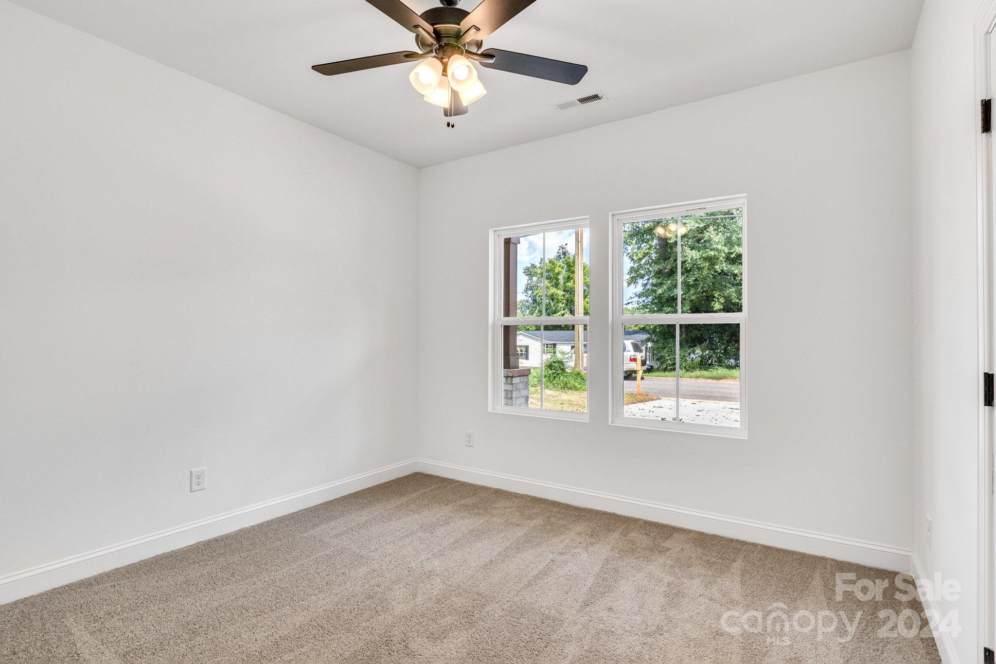 1332 Caldwell Street Property Photo 16
