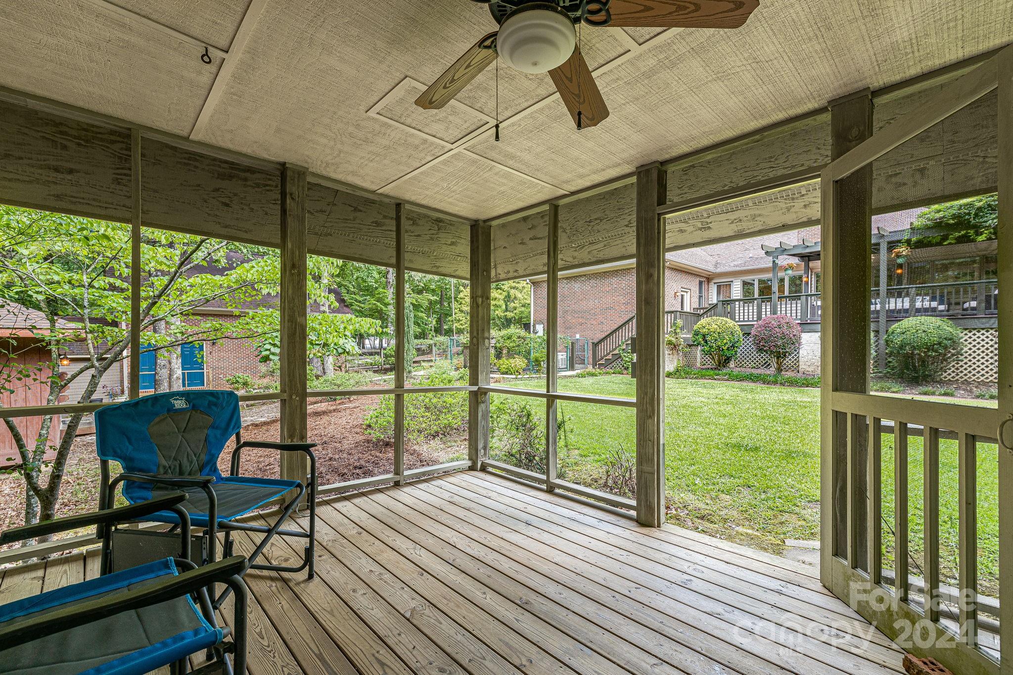 246 Holly Ridge Lane Property Photo 32