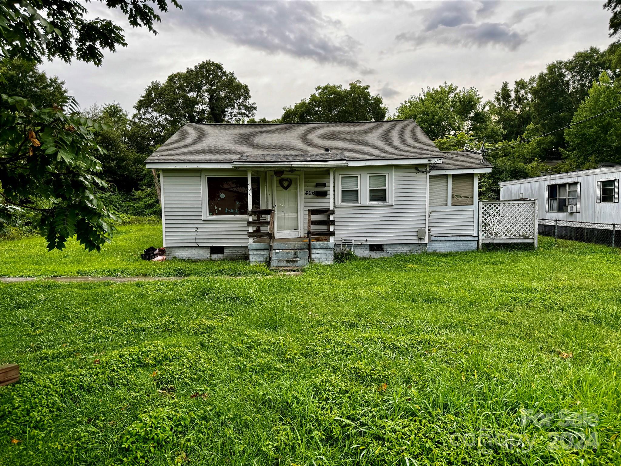 2609 Lane Street Property Photo 9
