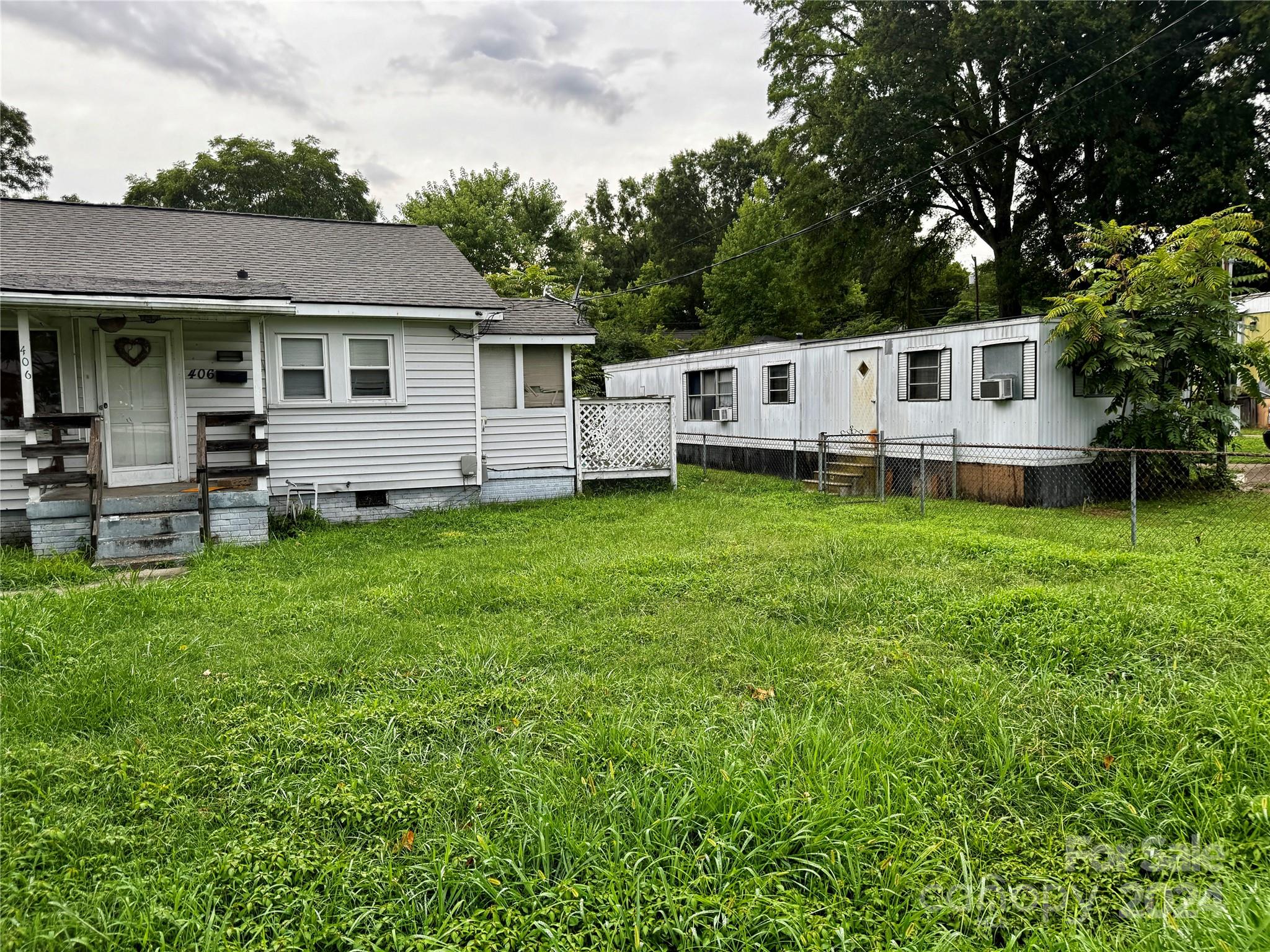 2609 Lane Street Property Photo 10