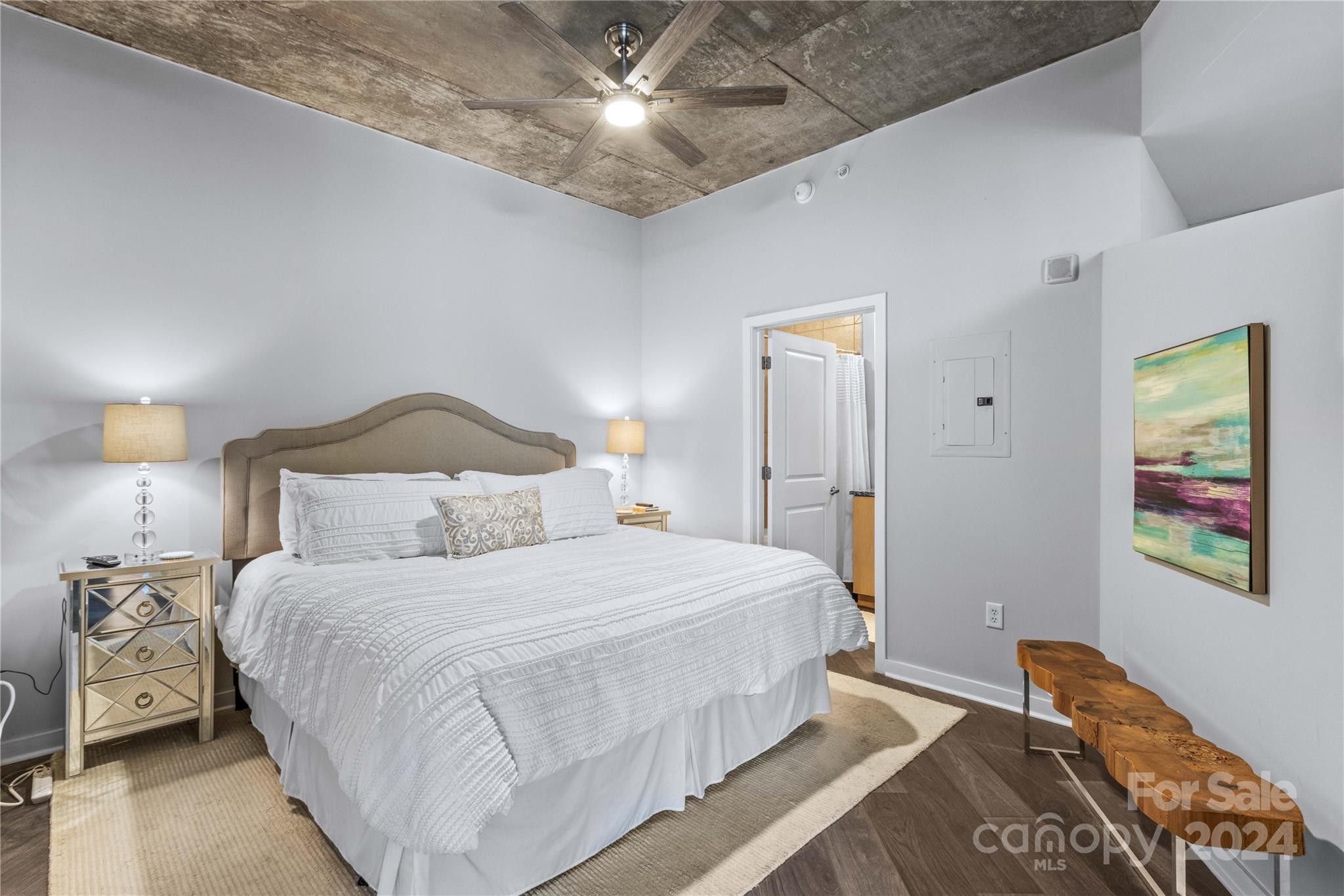 210 N Church Street 2613 Property Photo 20