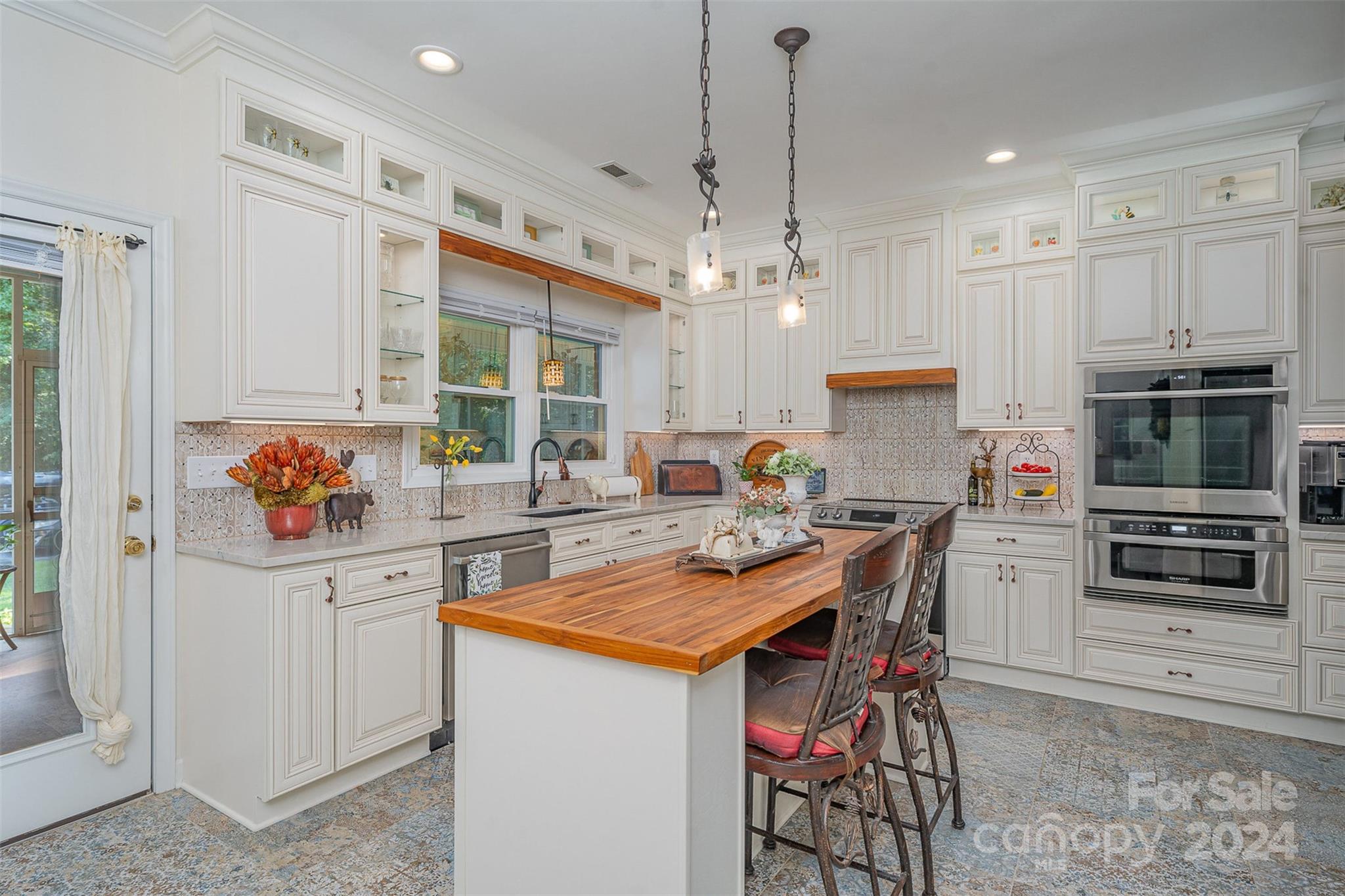 10227 Mount Holly Road Property Photo 15
