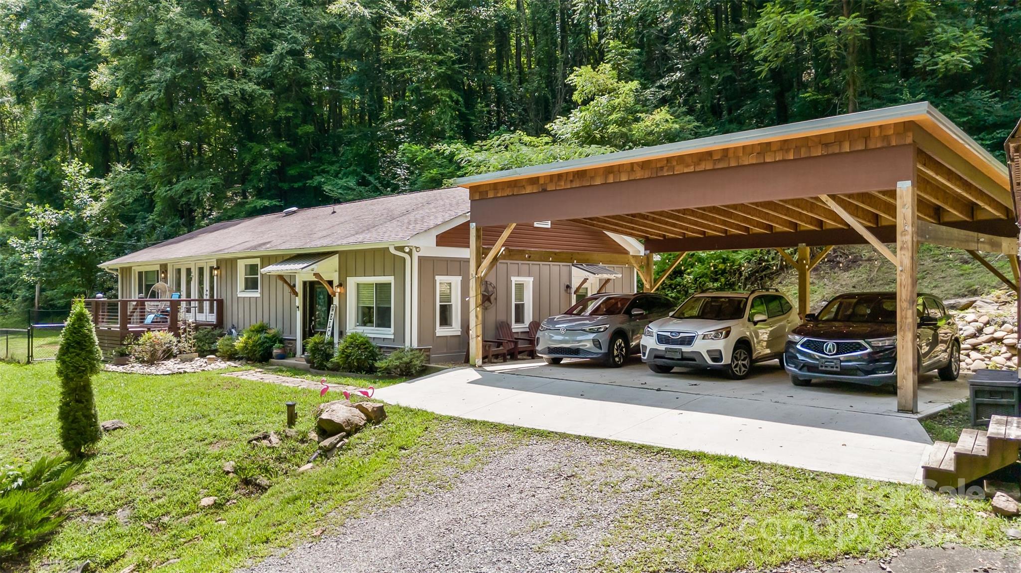 3882 New Leicester Highway Property Photo 8