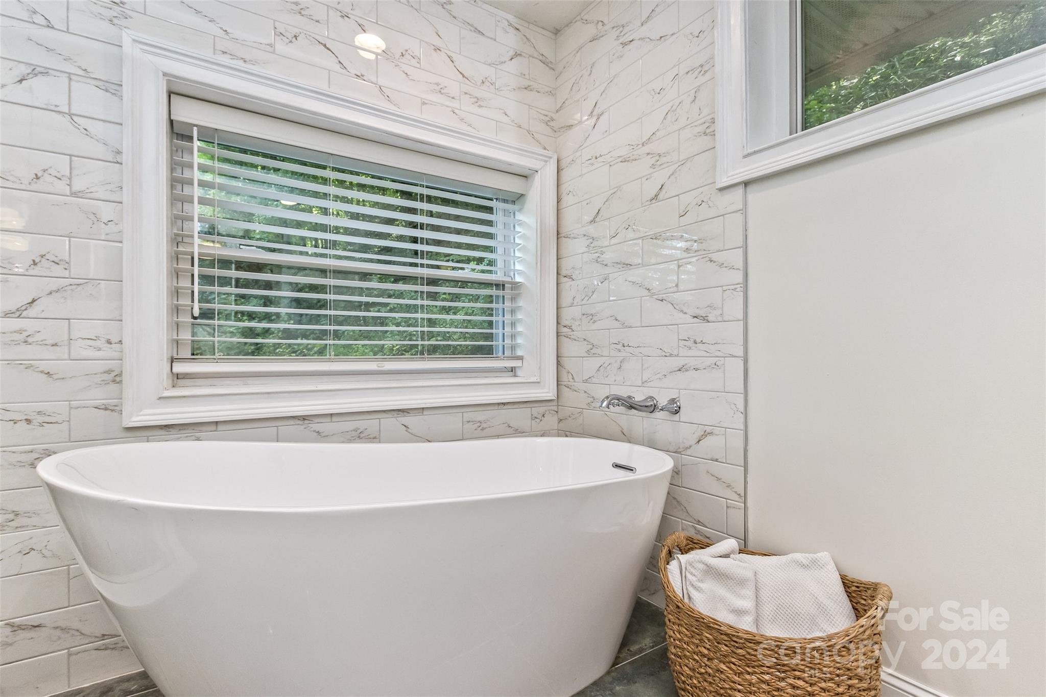 3882 New Leicester Highway Property Photo 28