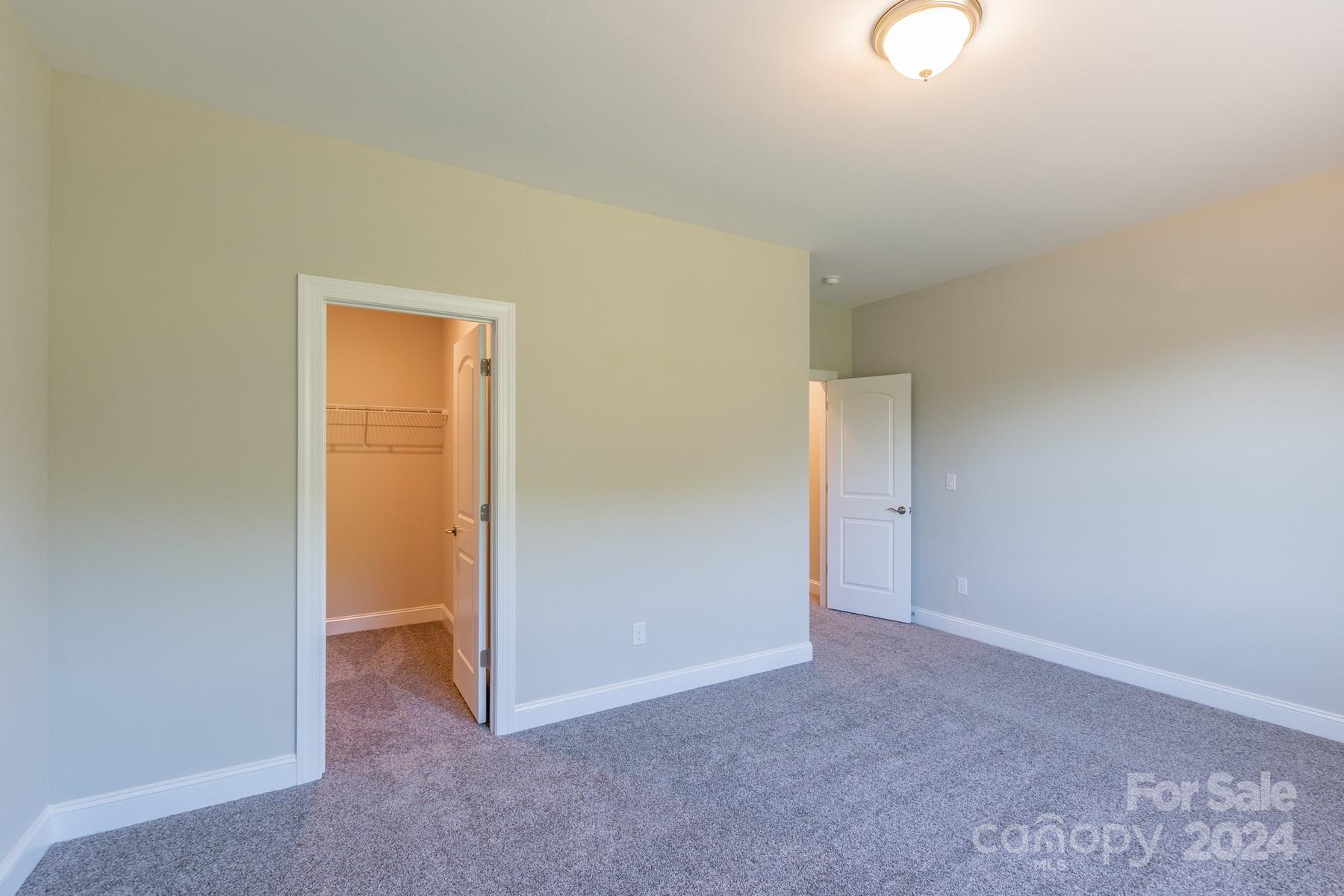 6997 Cobblefield Lane Property Photo 8