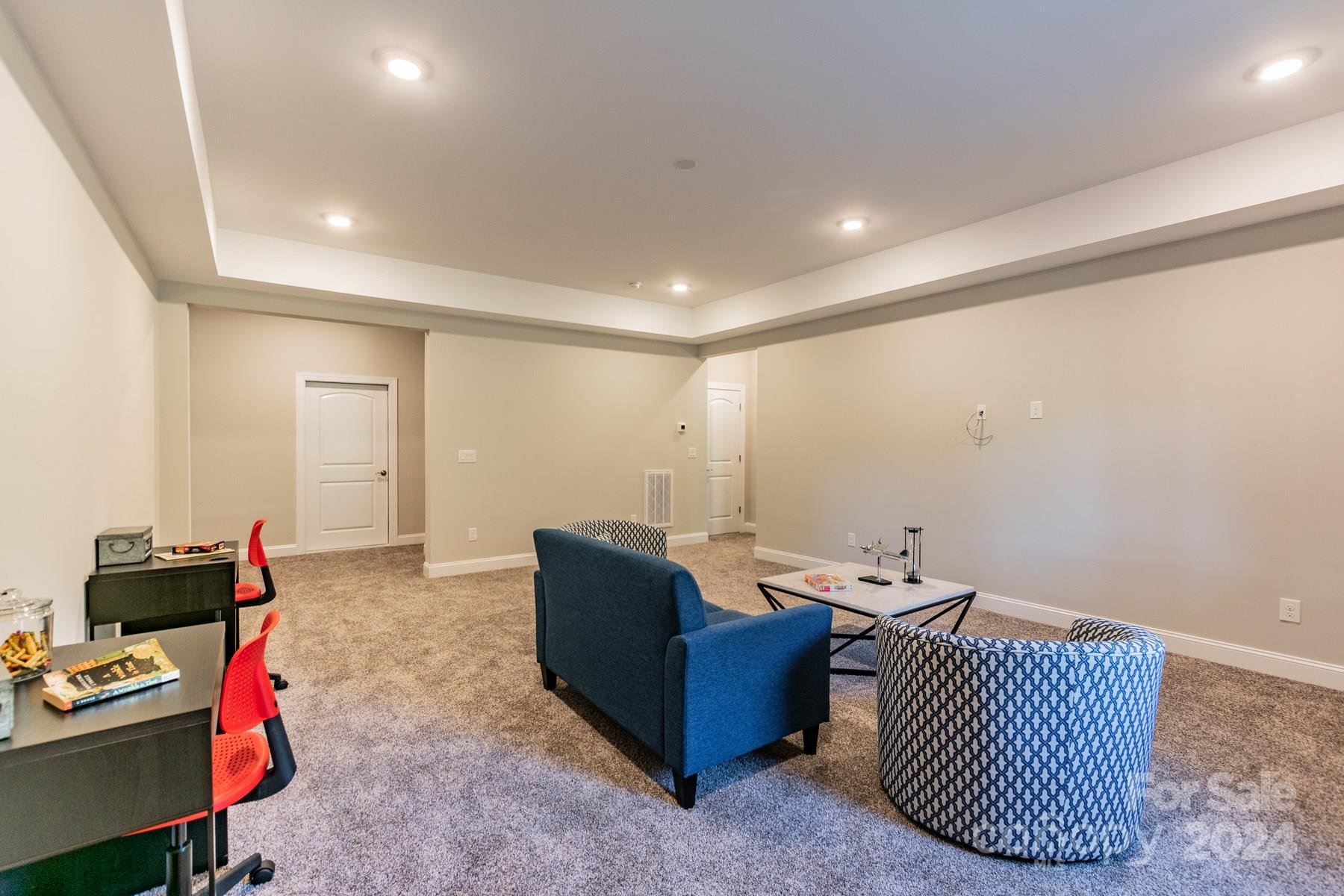 6997 Cobblefield Lane Property Photo 21