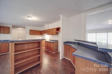 203 Fallow View Road Property Photo 2