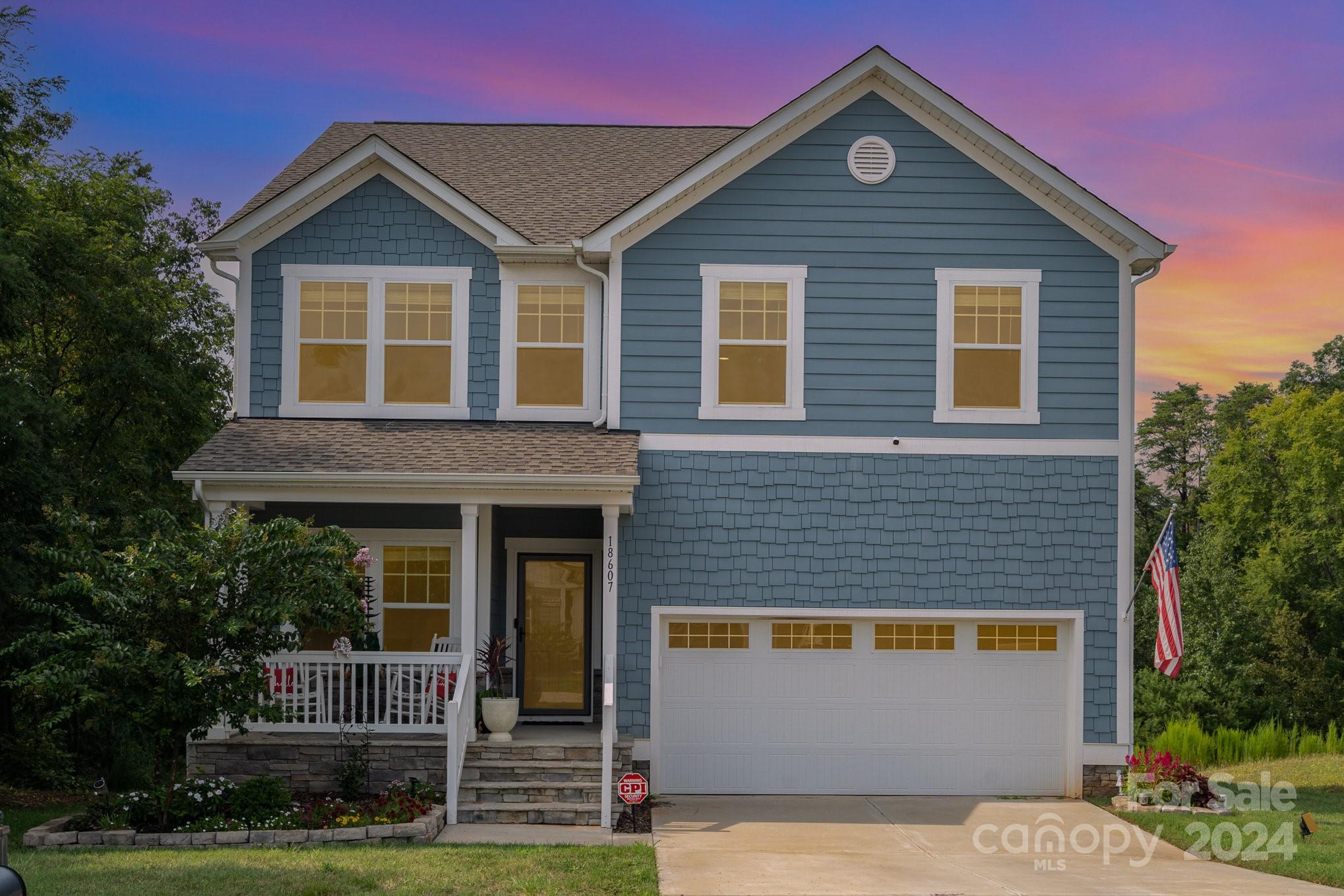 18607 Mainsail Court Property Photo 1