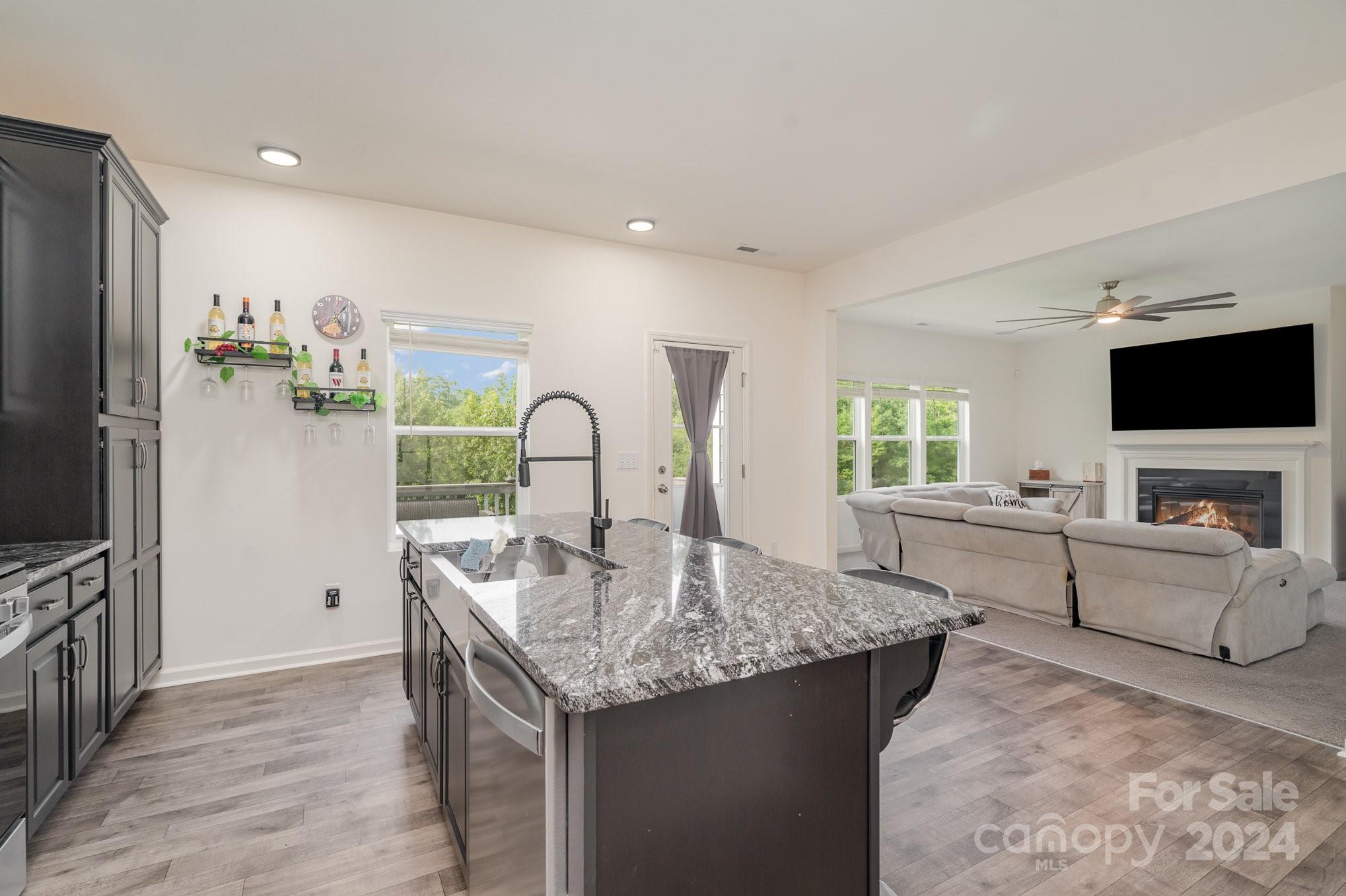 18607 Mainsail Court Property Photo 13