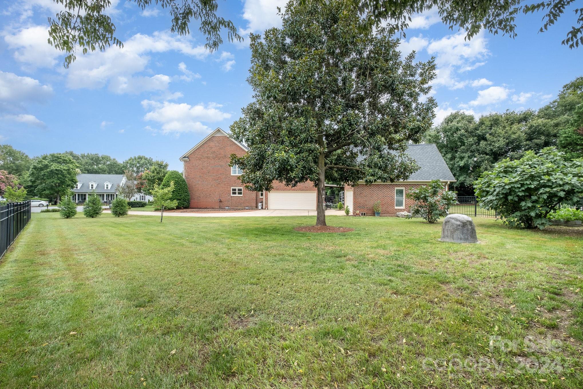 5926 Moray Court Property Photo 34