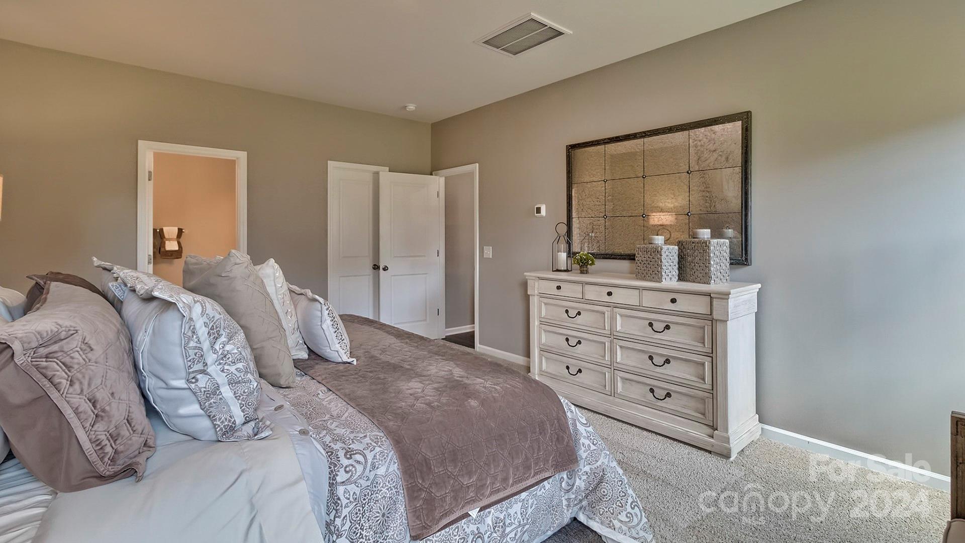 135 Ashelyn Park Drive Property Photo 16