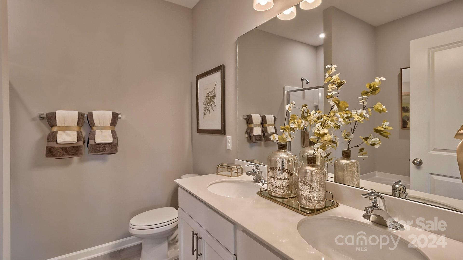 135 Ashelyn Park Drive Property Photo 17