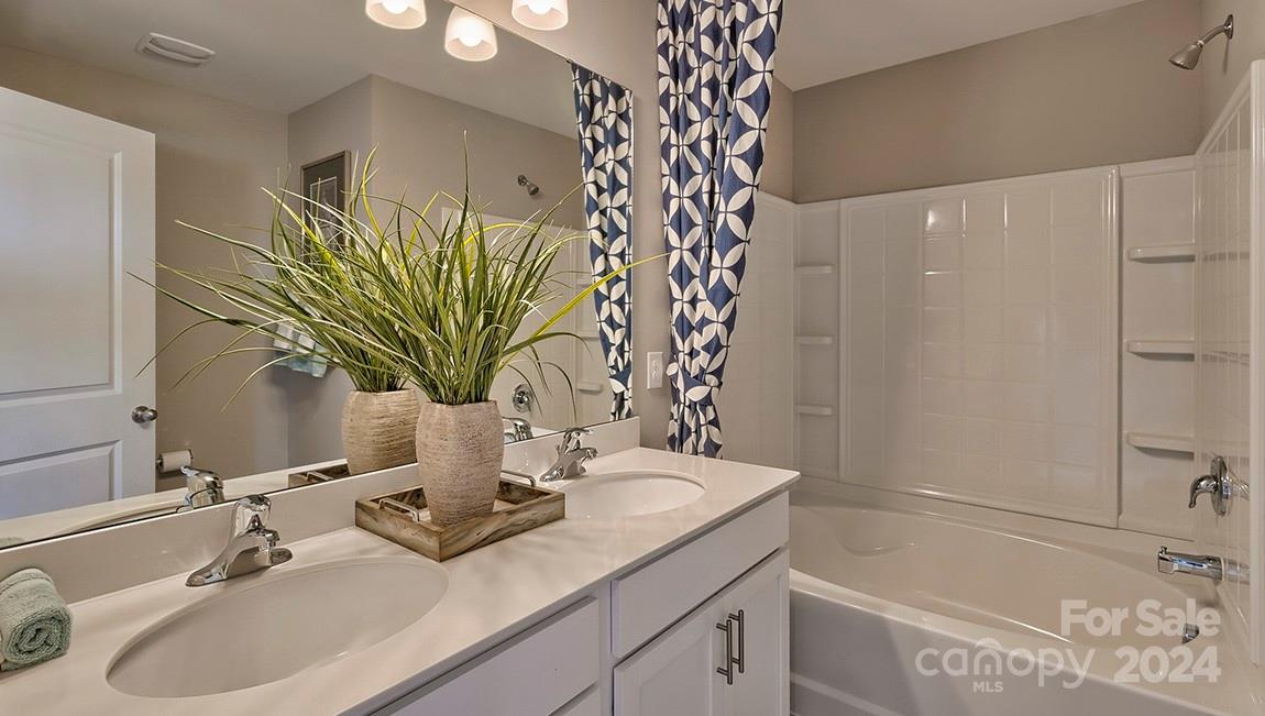 135 Ashelyn Park Drive Property Photo 23