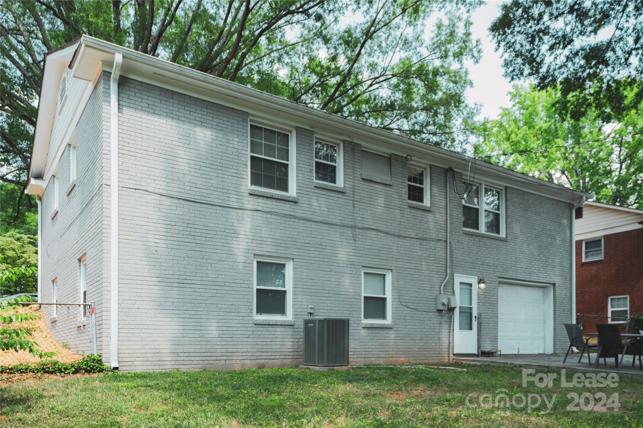2340 Ashley Road Property Photo 2