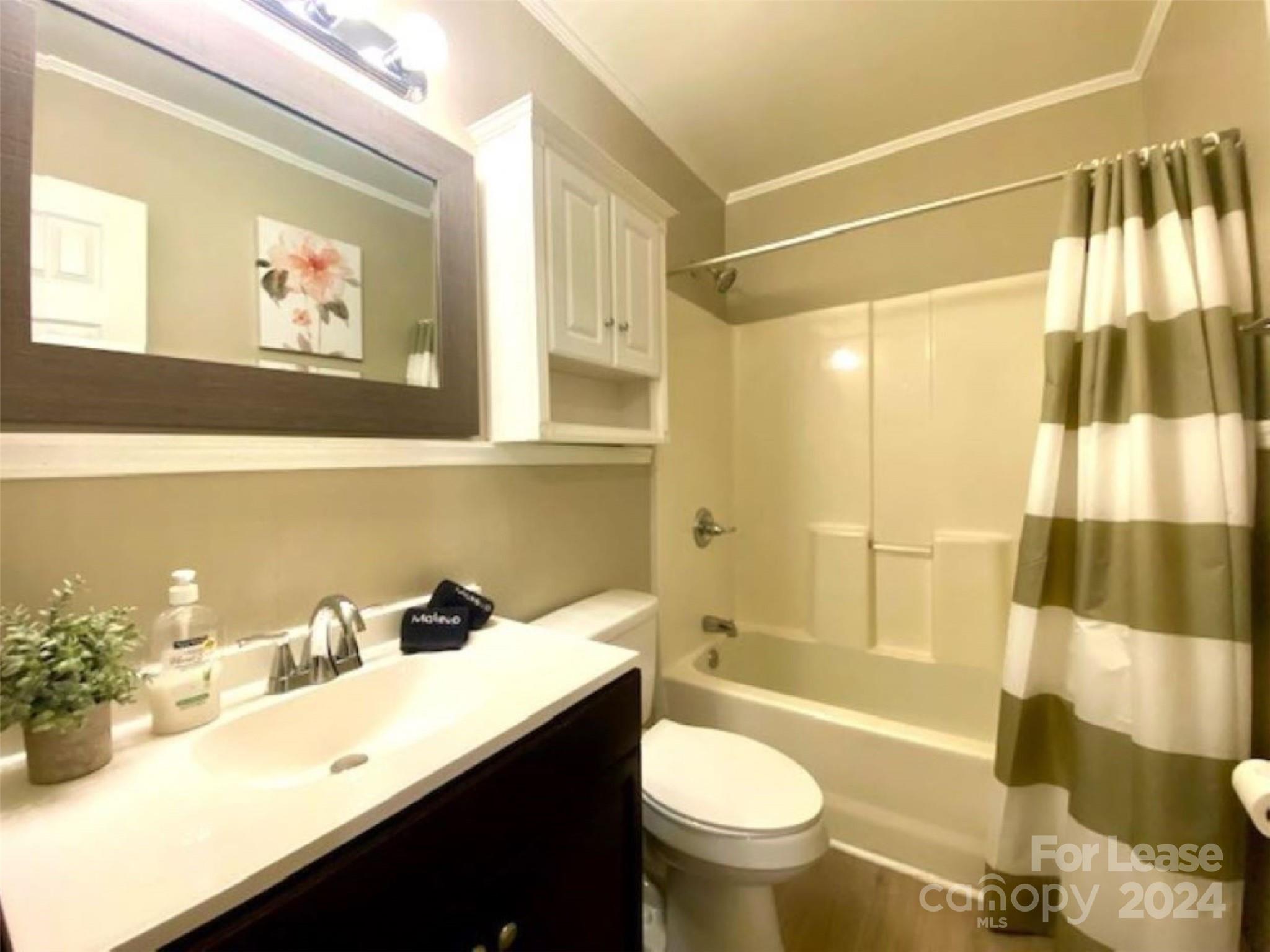 2340 Ashley Road Property Photo 10