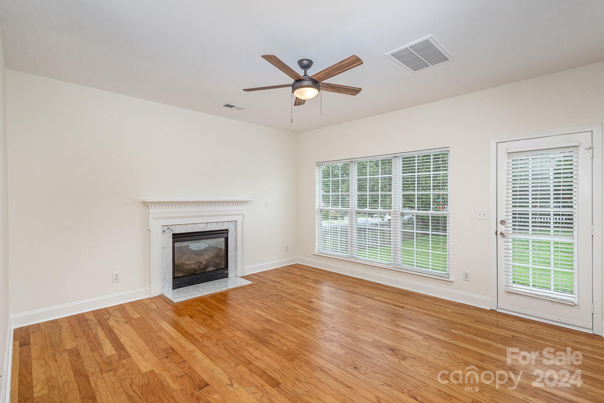 4103 Desert Rose Court Property Photo 3