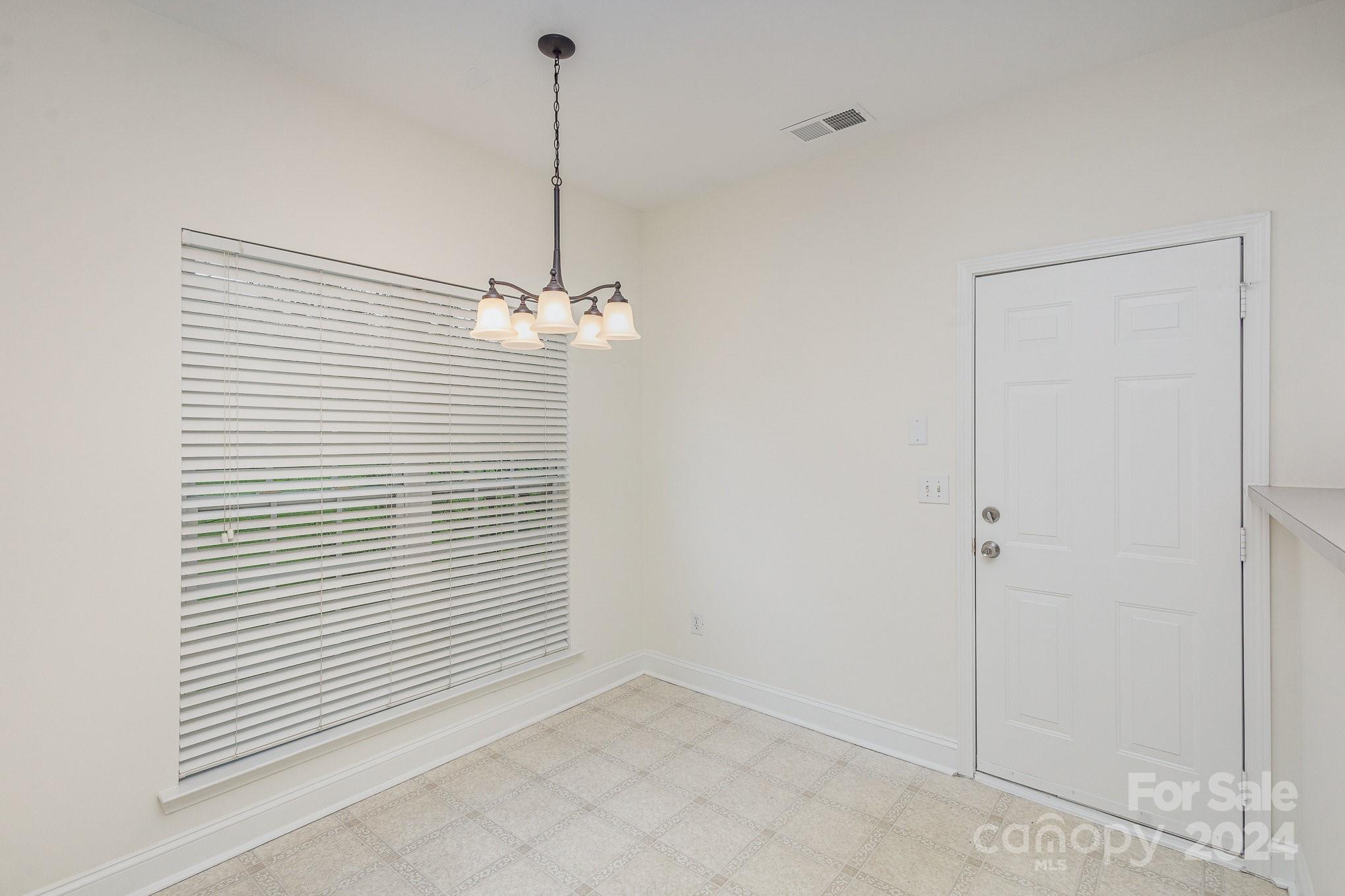 4103 Desert Rose Court Property Photo 9
