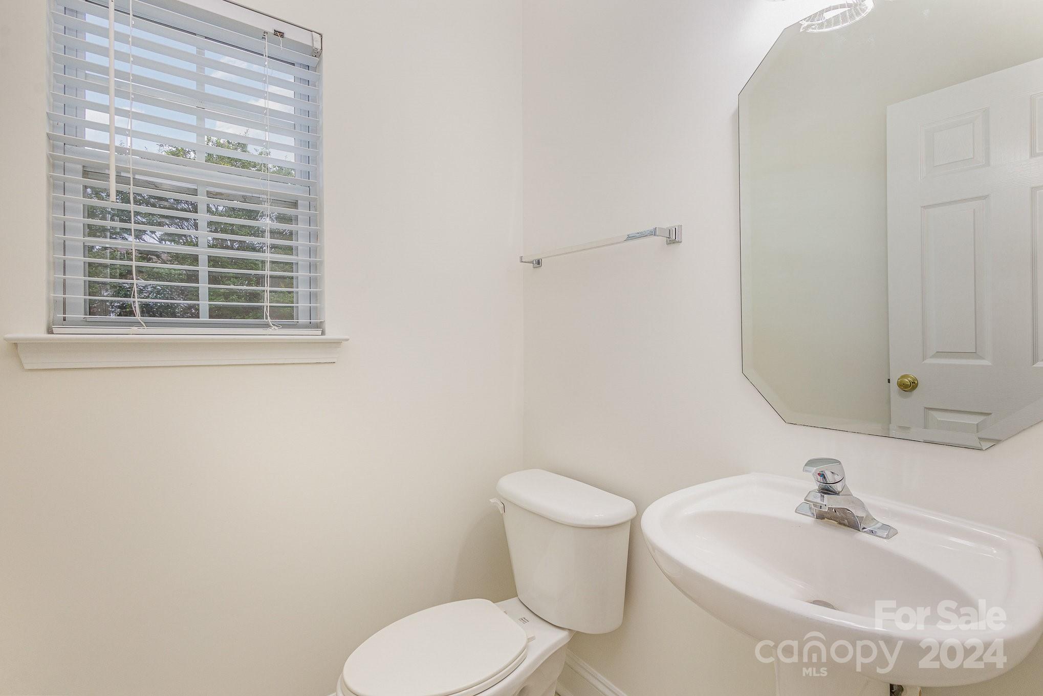 4103 Desert Rose Court Property Photo 12
