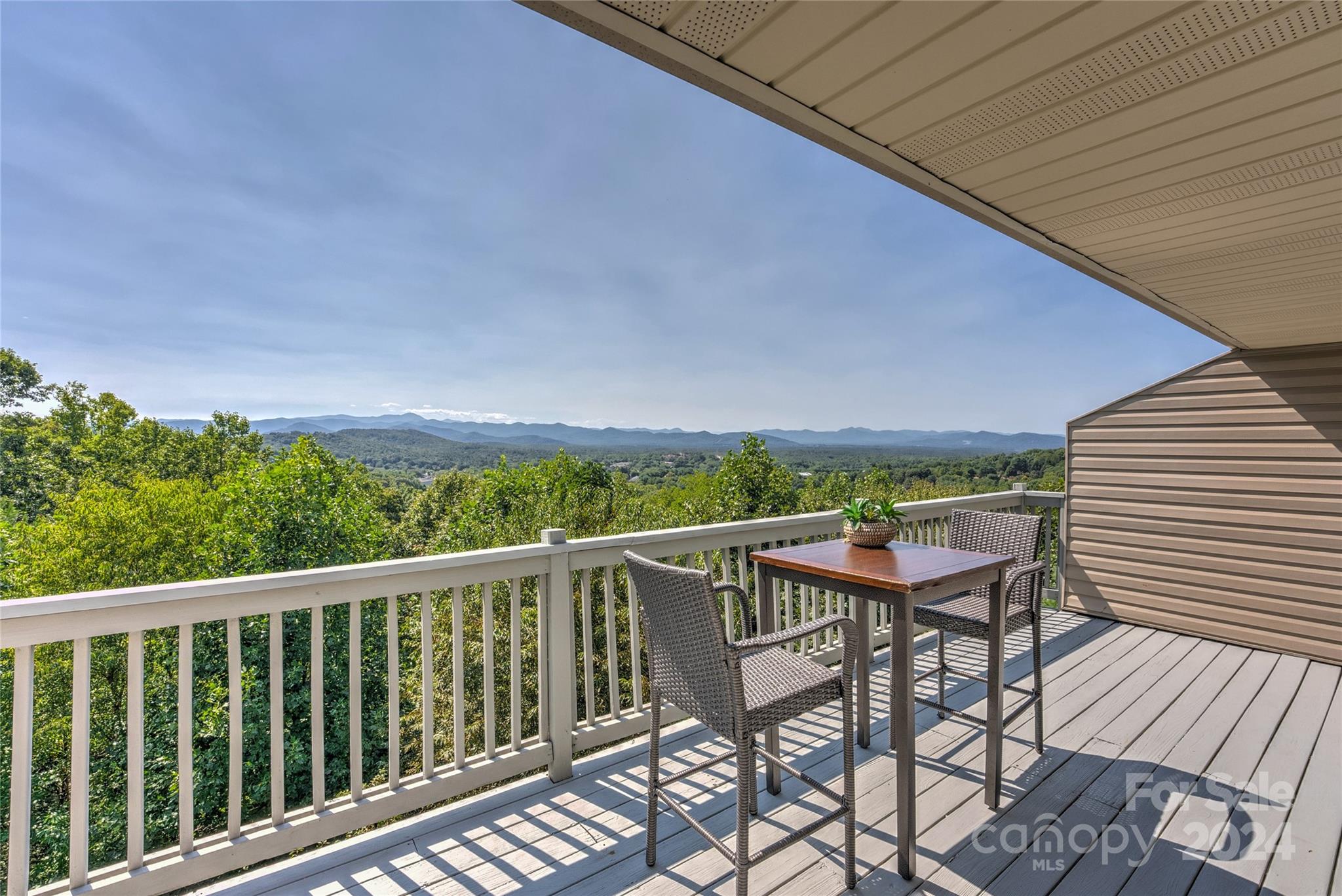 74 Park Avenue Property Photo 7