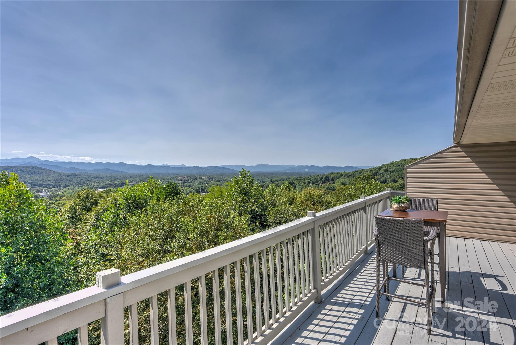 74 Park Avenue Property Photo 8