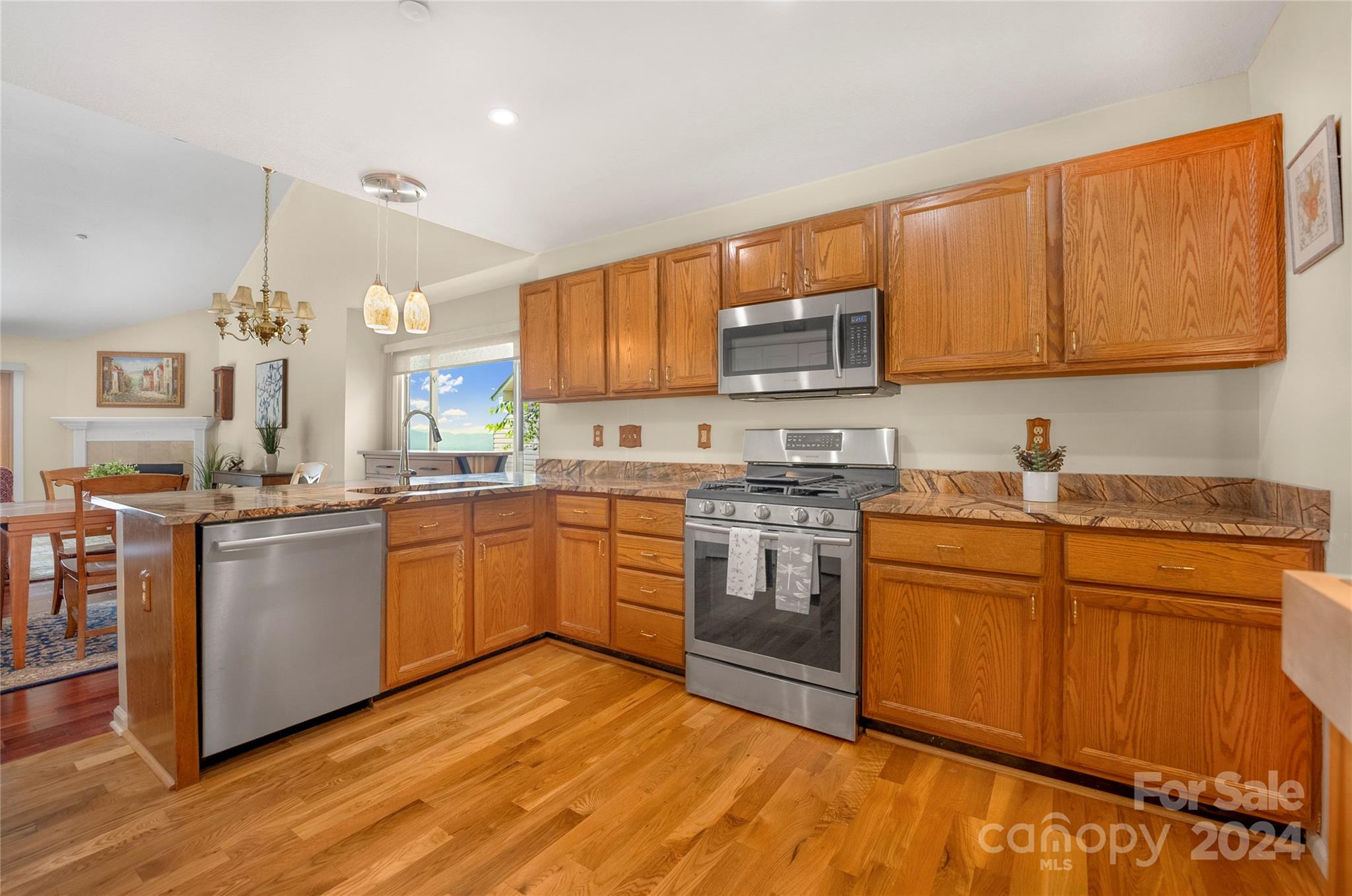 74 Park Avenue Property Photo 19