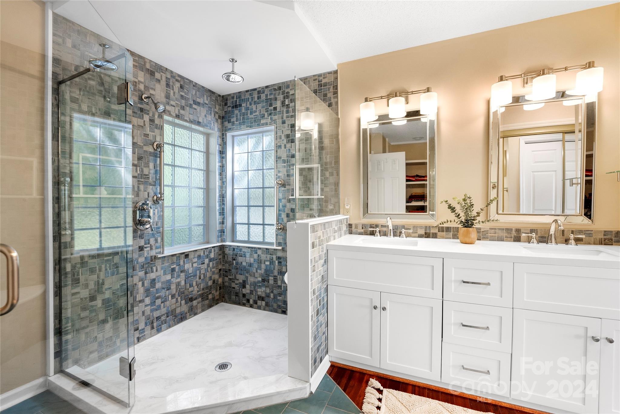 74 Park Avenue Property Photo 29