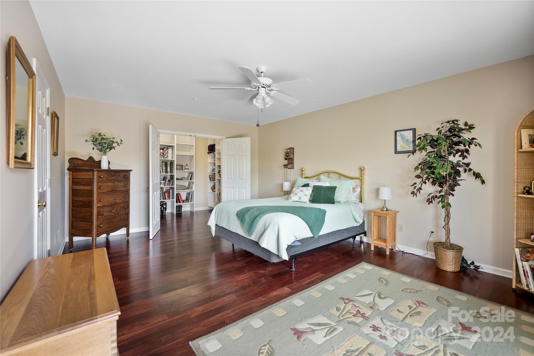 74 Park Avenue Property Photo 36