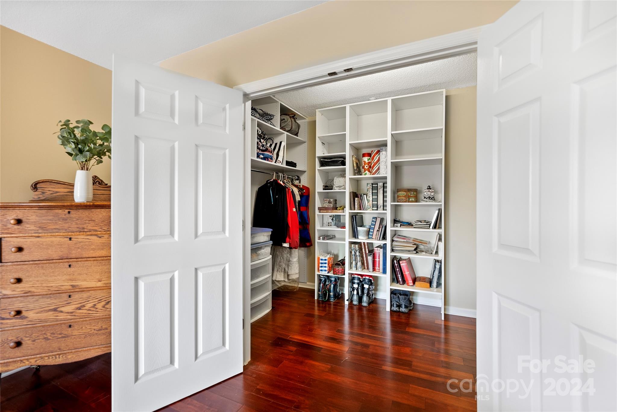 74 Park Avenue Property Photo 37