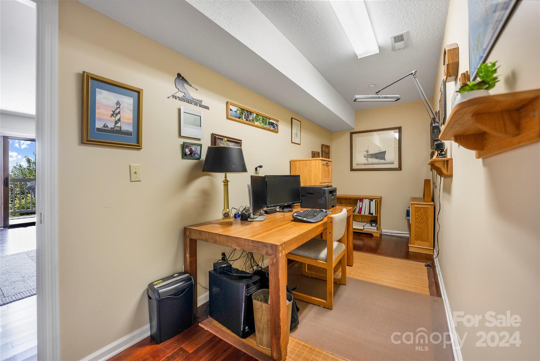 74 Park Avenue Property Photo 40