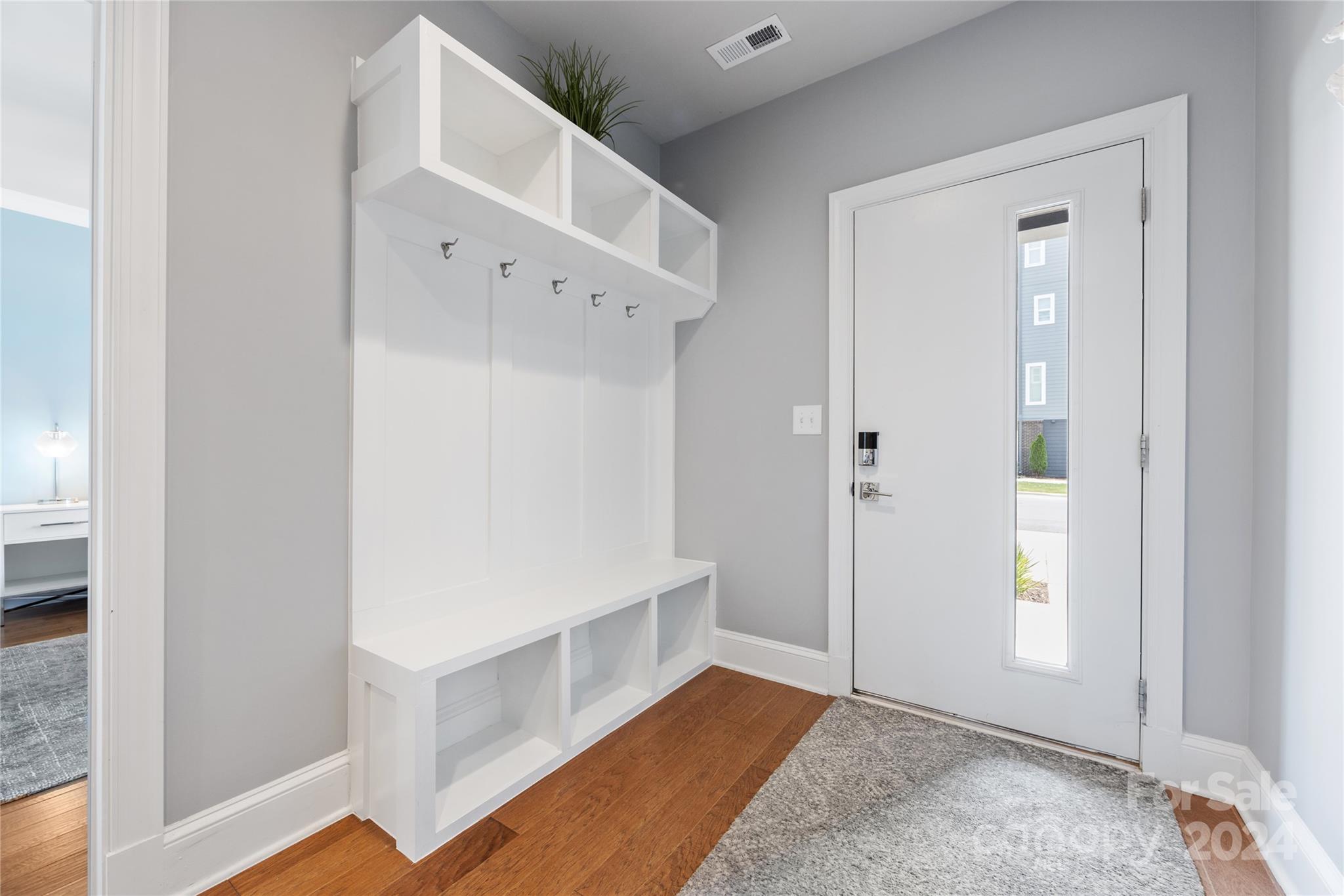2108 Bryant Park Drive Property Photo 3