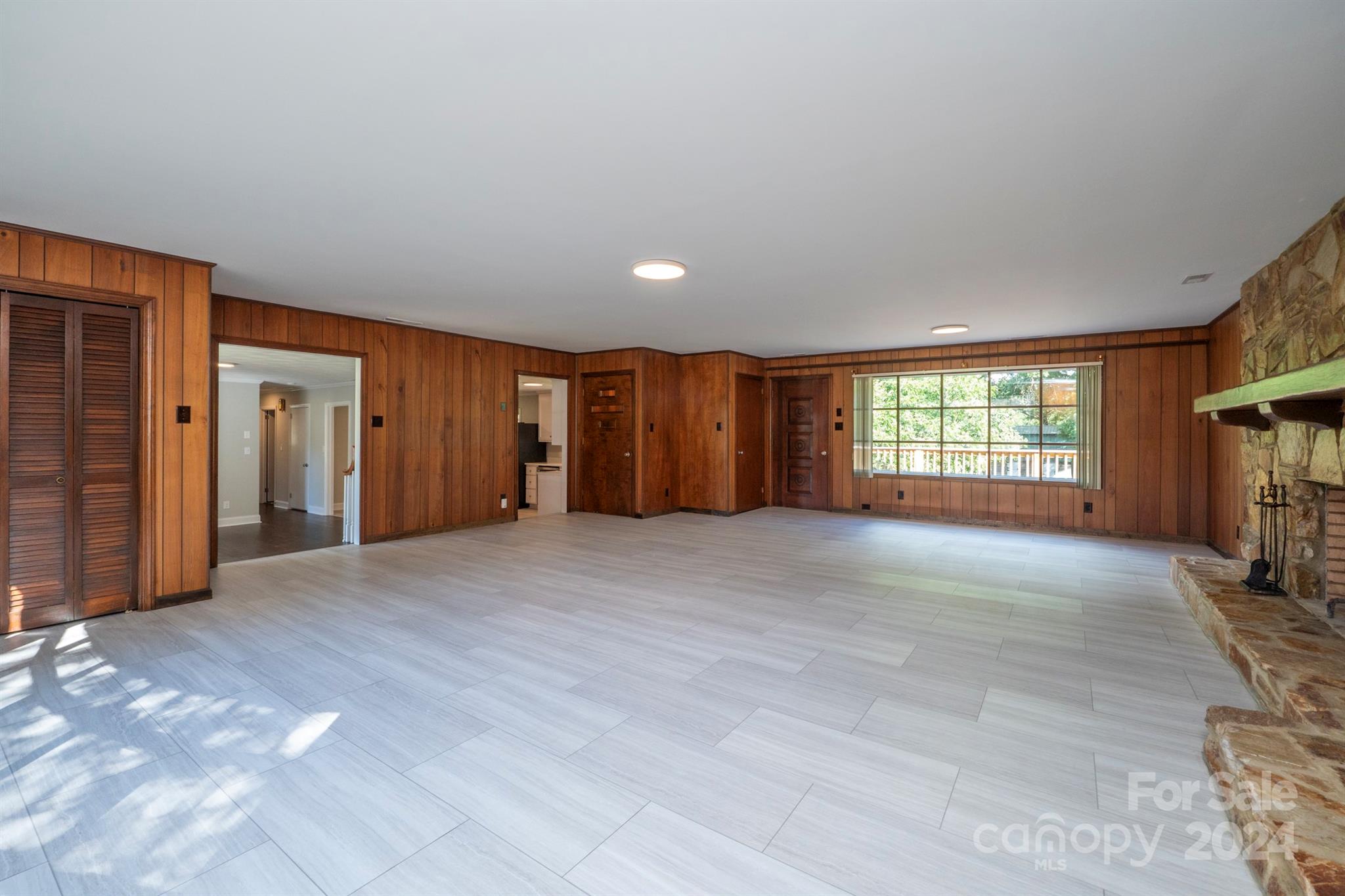 511 Villa Street Property Photo 16
