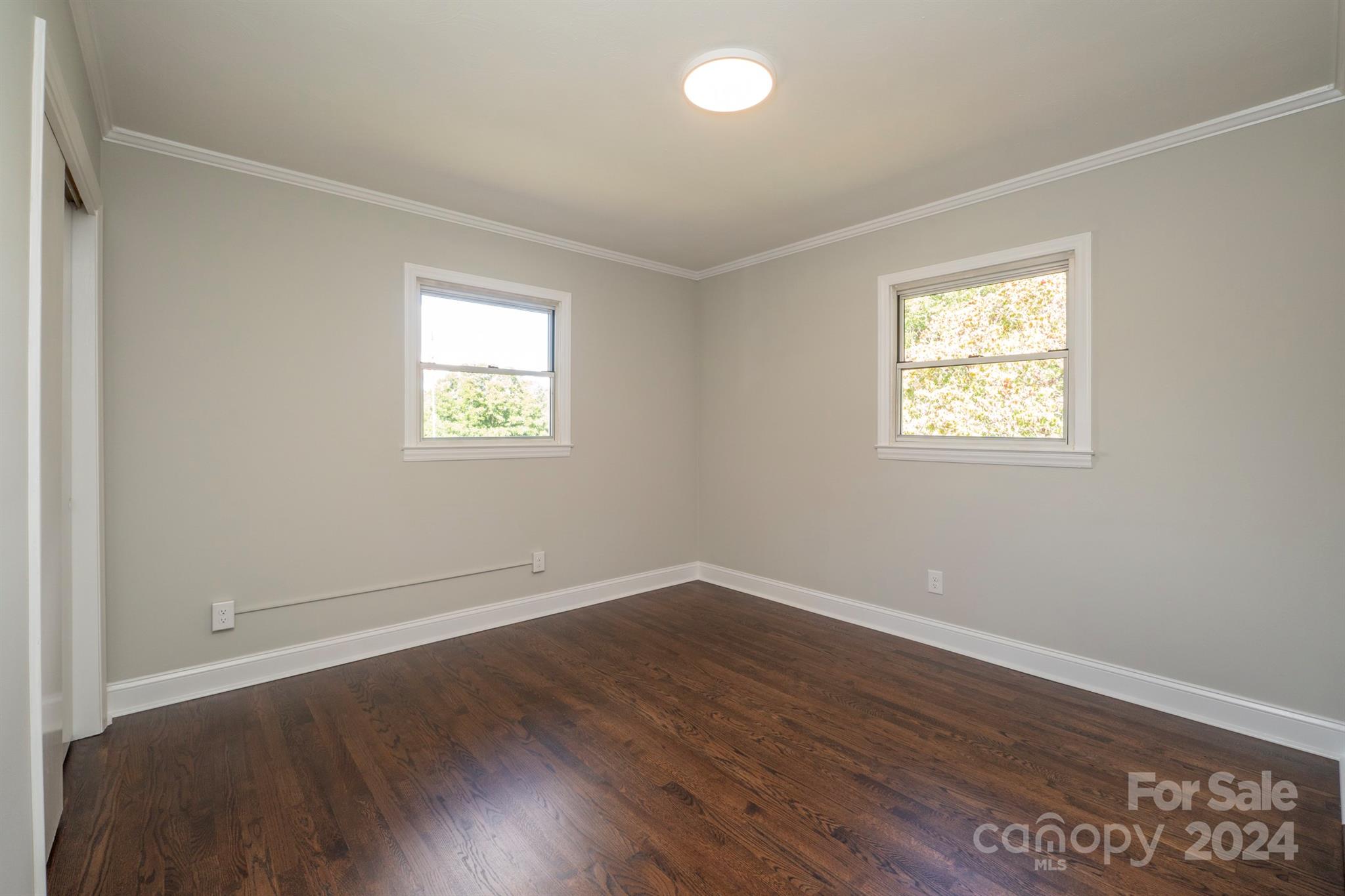 511 Villa Street Property Photo 19