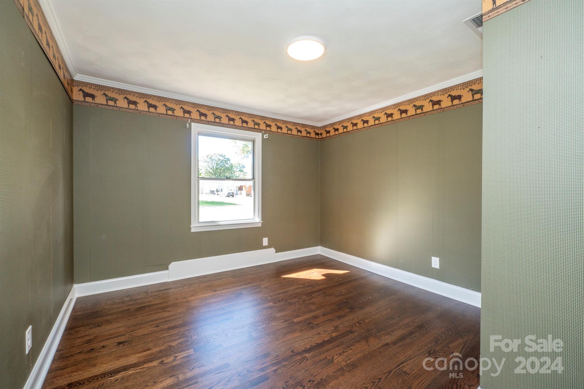 511 Villa Street Property Photo 23