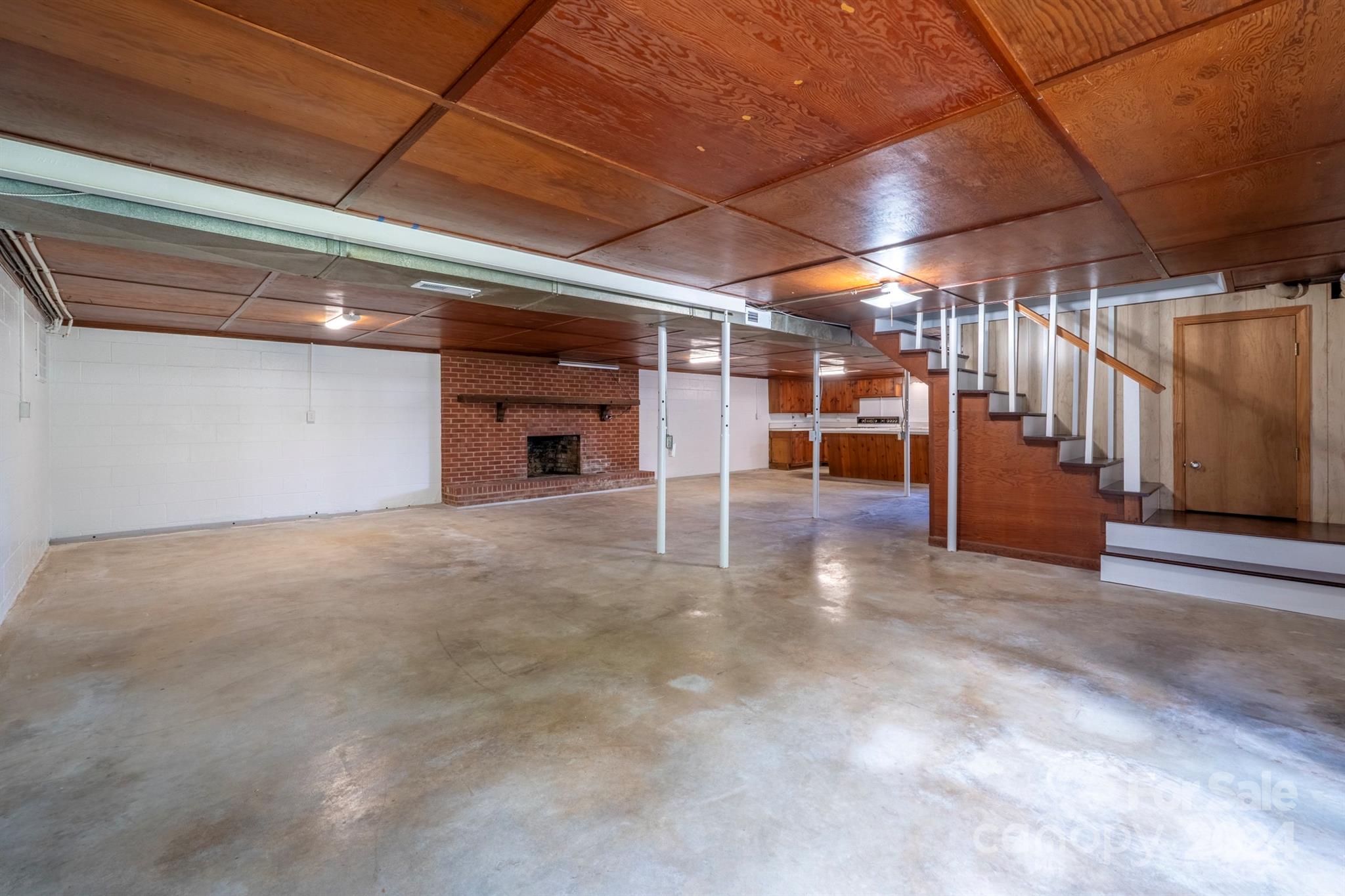 511 Villa Street Property Photo 37