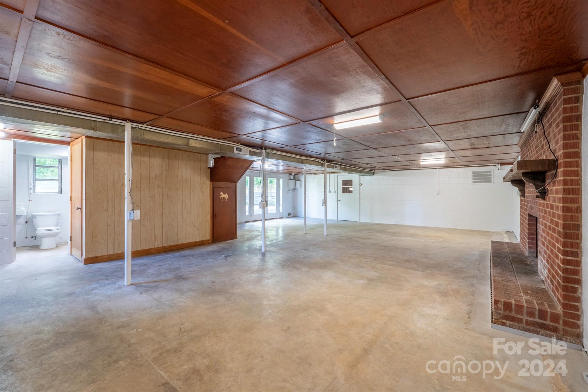 511 Villa Street Property Photo 40
