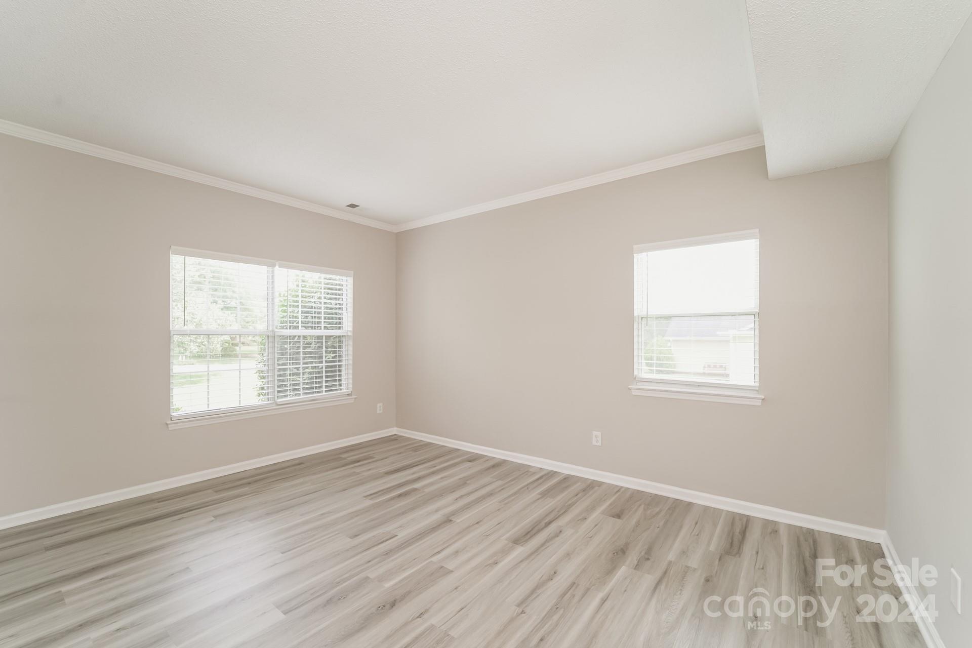 15129 Dartford Lane Property Photo 6