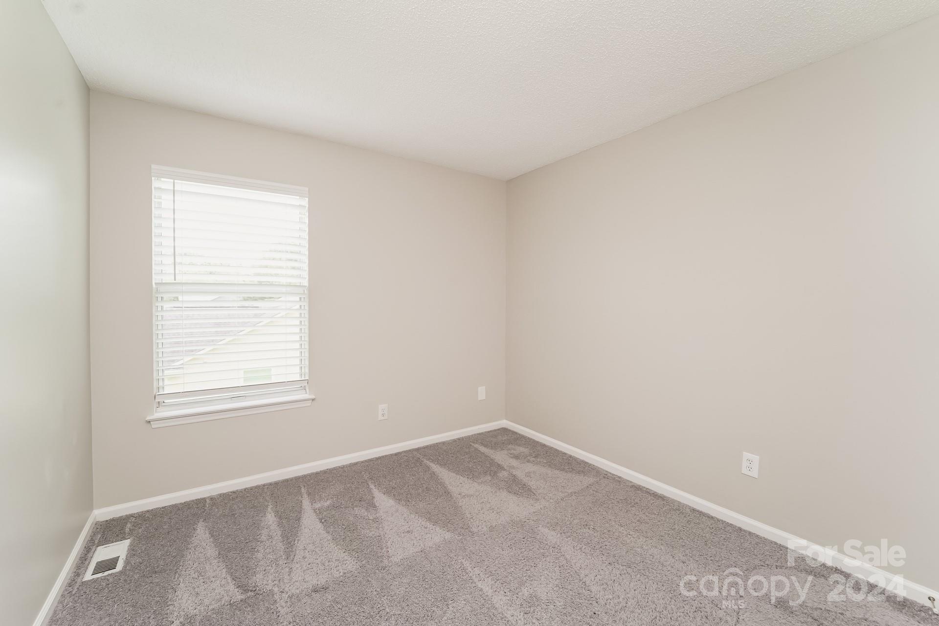 15129 Dartford Lane Property Photo 16