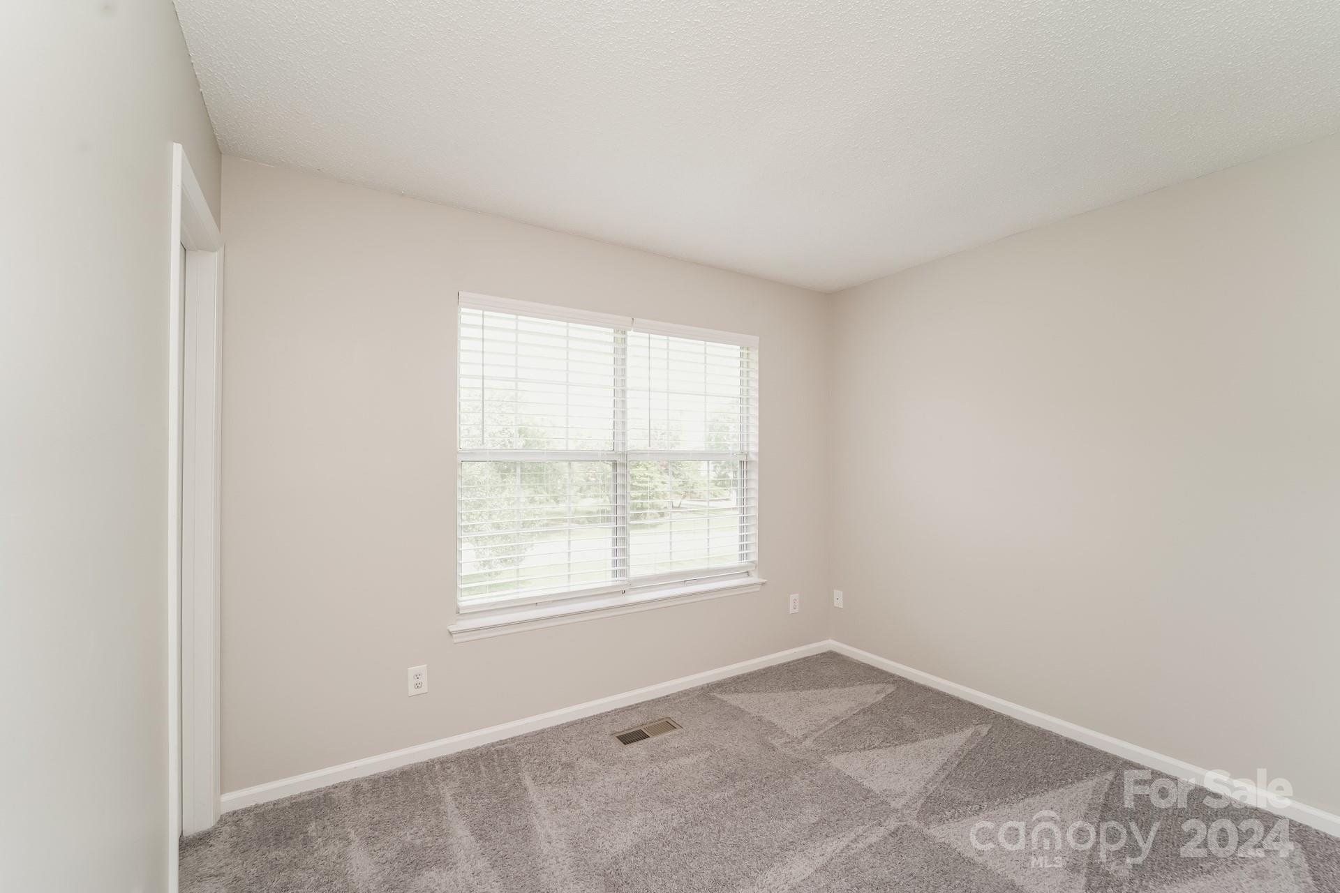 15129 Dartford Lane Property Photo 17