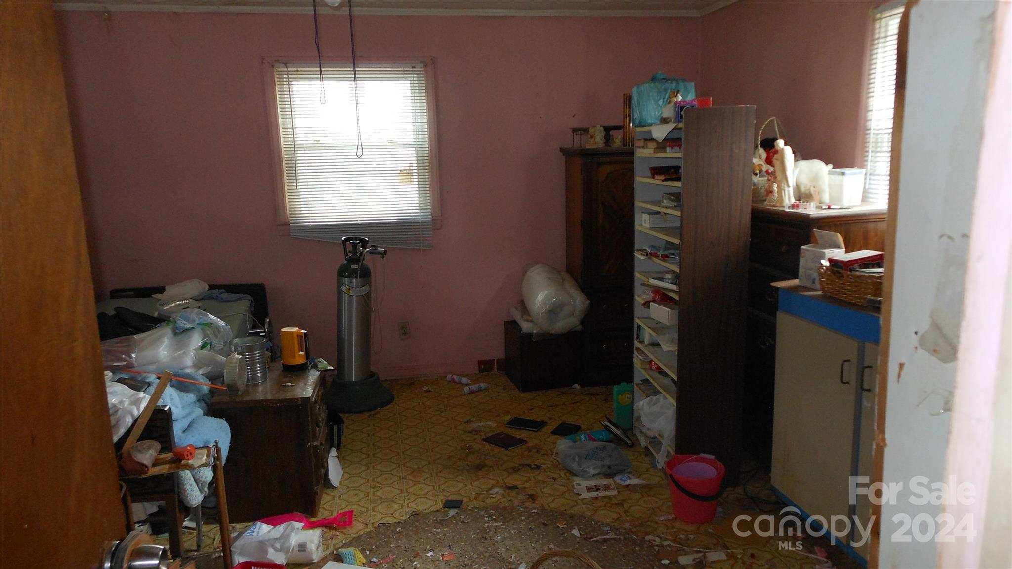 818 Grace Street Property Photo 6