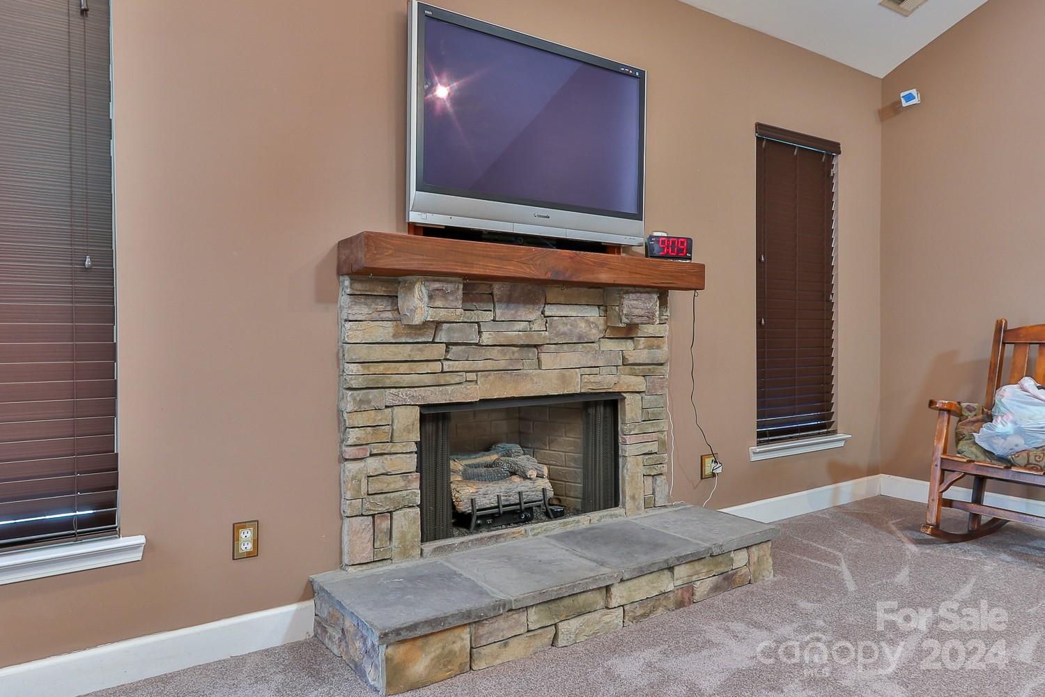 148 N Ott Dyson Center 1125 Property Photo 10