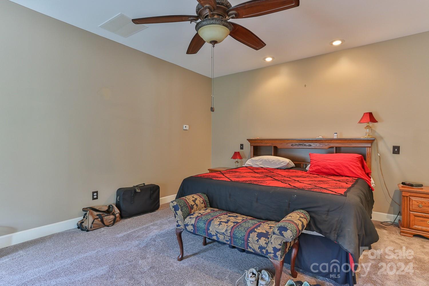 148 N Ott Dyson Center 1125 Property Photo 16